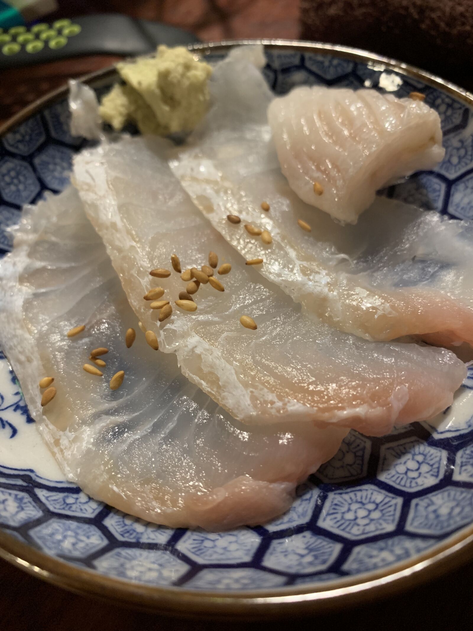 iPhone XS Max back dual camera 4.25mm f/1.8 sample photo. Sashimi, fish, japan photography