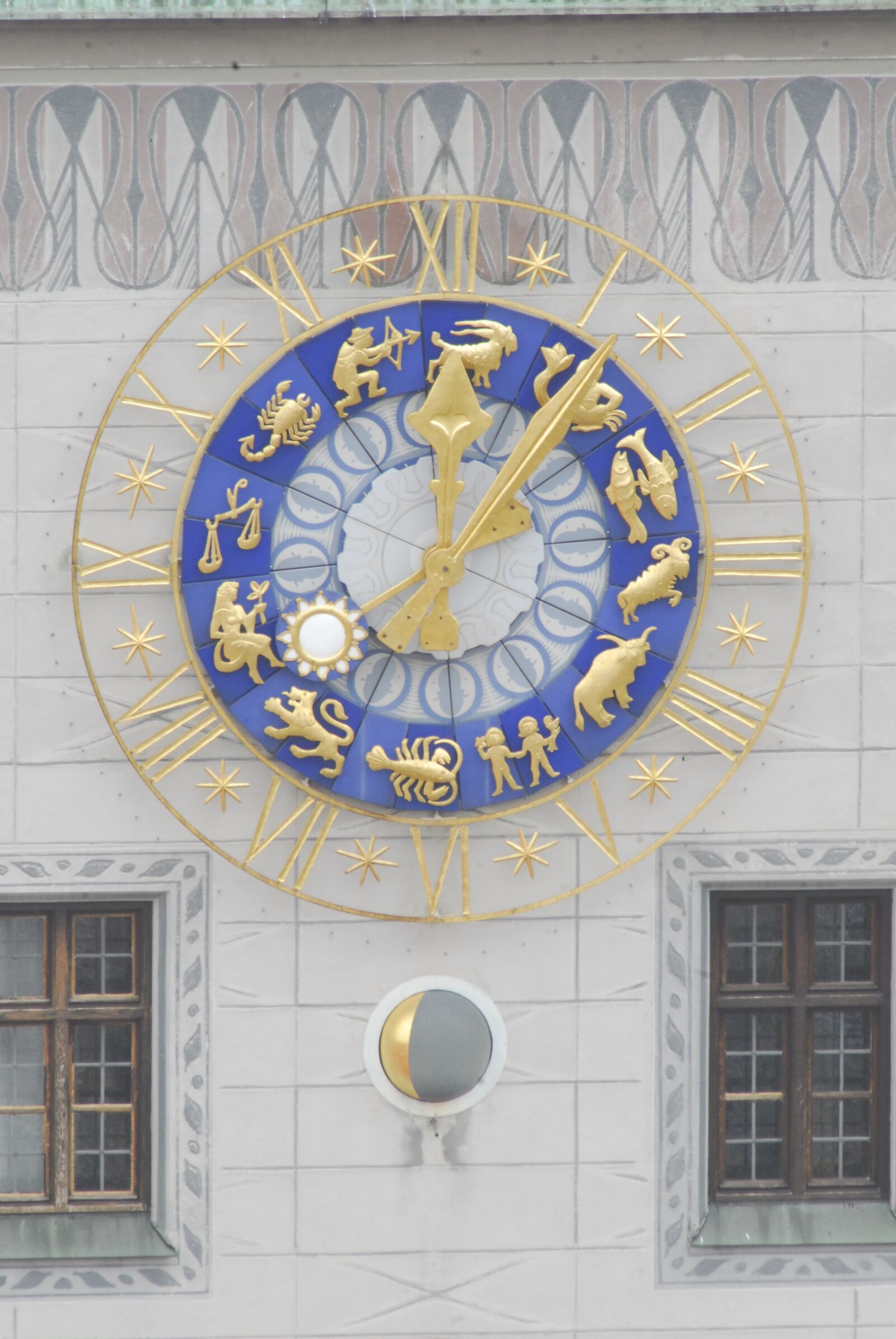 Nikon D200 sample photo. Window, ornament, architecture photography