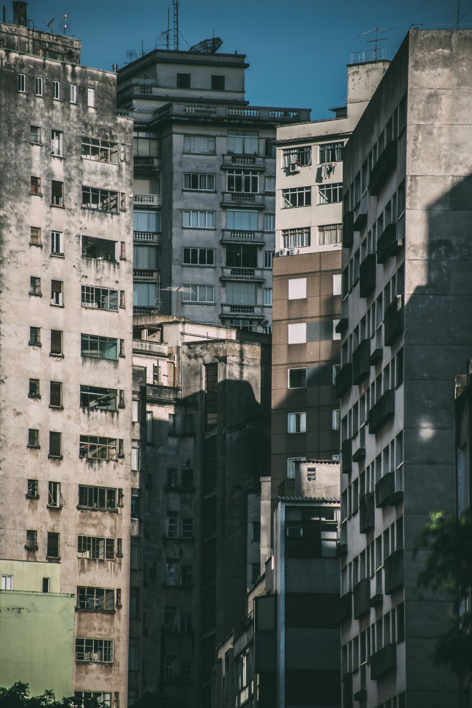 Canon EF 75-300mm f/4-5.6 sample photo. City, high rise, multistory photography