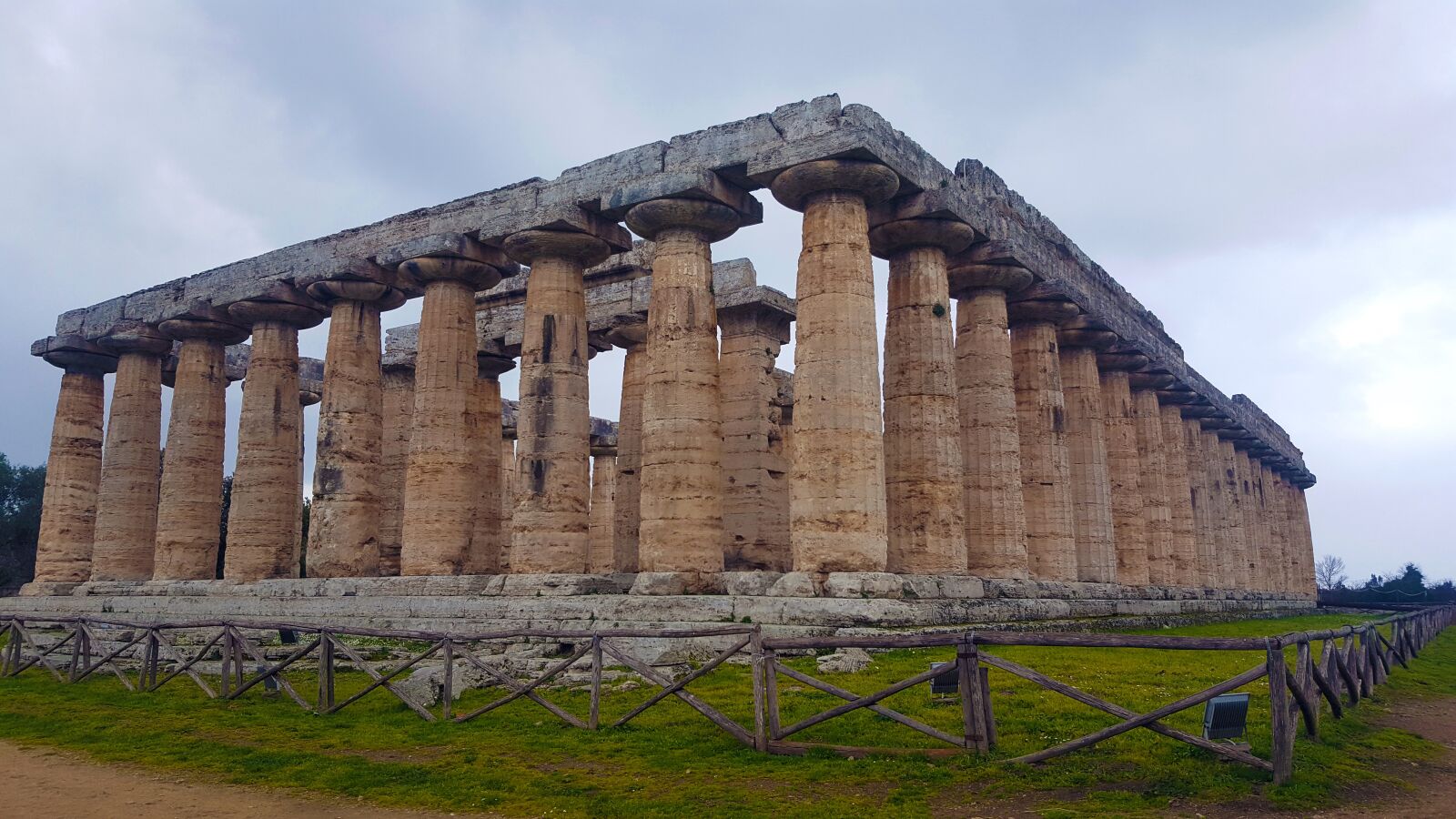 Samsung Galaxy S6 sample photo. Paestum, temples, greece photography