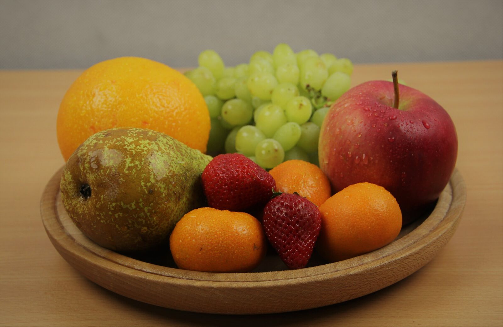 Canon EOS 60D sample photo. Fruit, food, apple photography