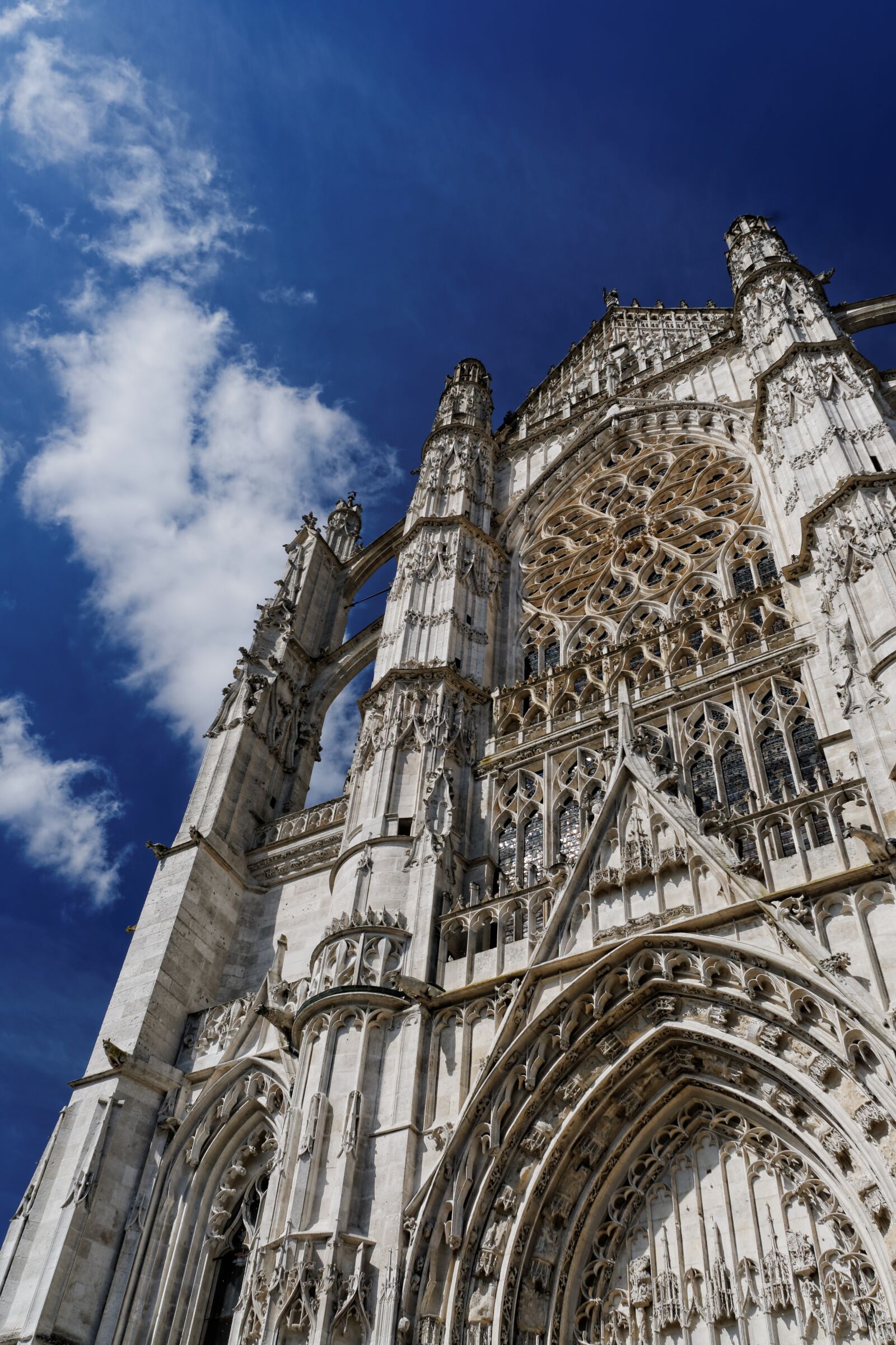 Nikon D300S sample photo. Cathedral, beauvais, picardy photography
