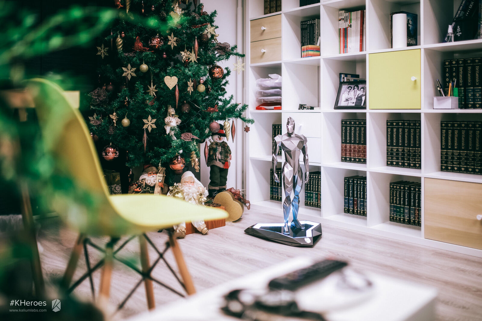 Canon EOS 6D + Sigma 35mm F1.4 DG HSM Art sample photo. Ad, om, ambient, light photography