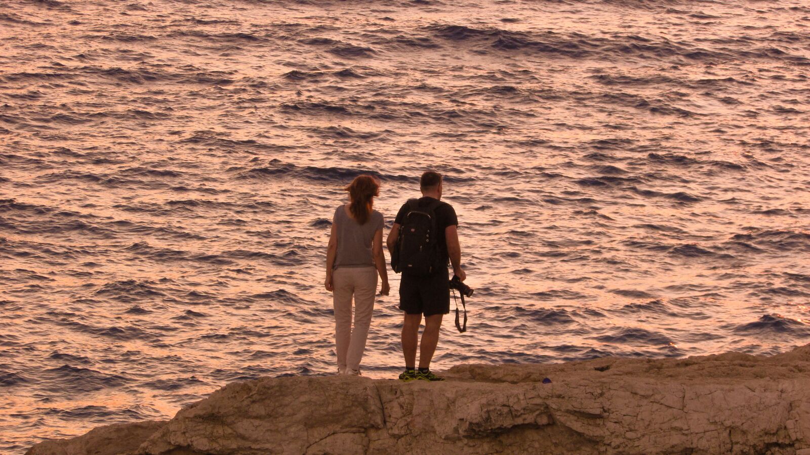 Canon PowerShot SX400 IS sample photo. Couple, romantic, sunset photography