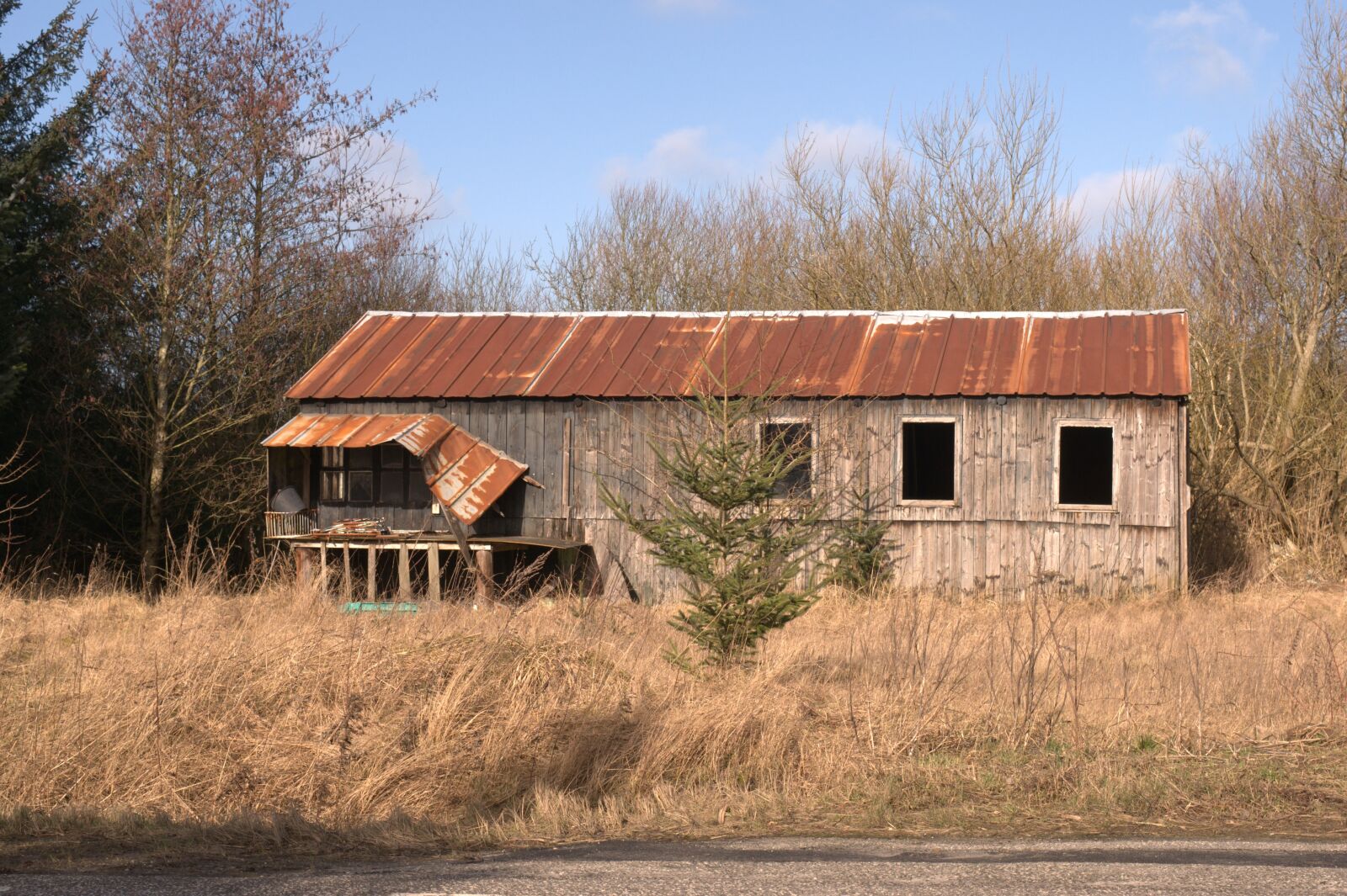 Nikon D90 sample photo. Decay, rust, burned out photography