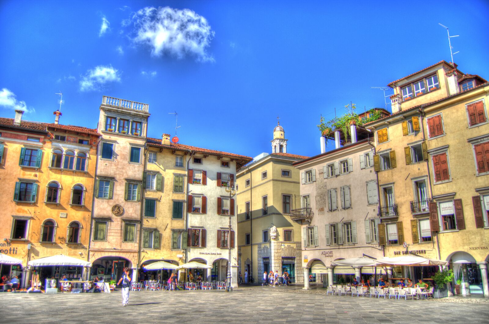 Nikon D5100 sample photo. Udine, piazza, palaces photography