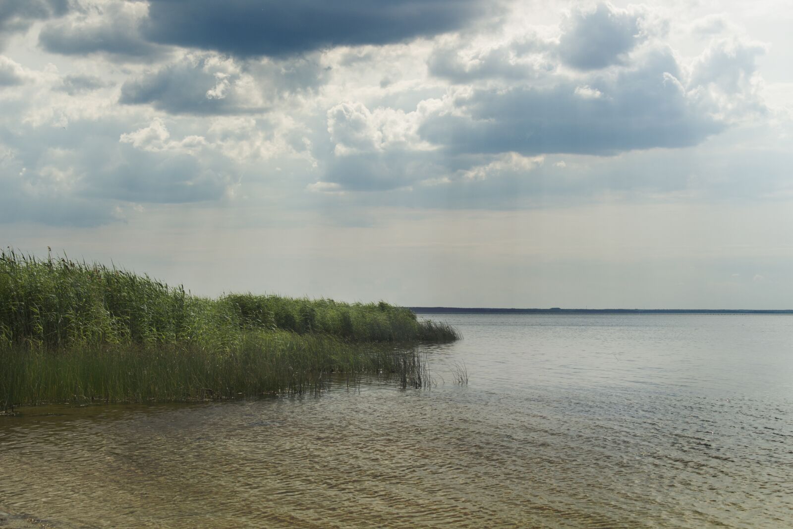 Canon EOS 700D (EOS Rebel T5i / EOS Kiss X7i) sample photo. Lake, clouds, sky photography