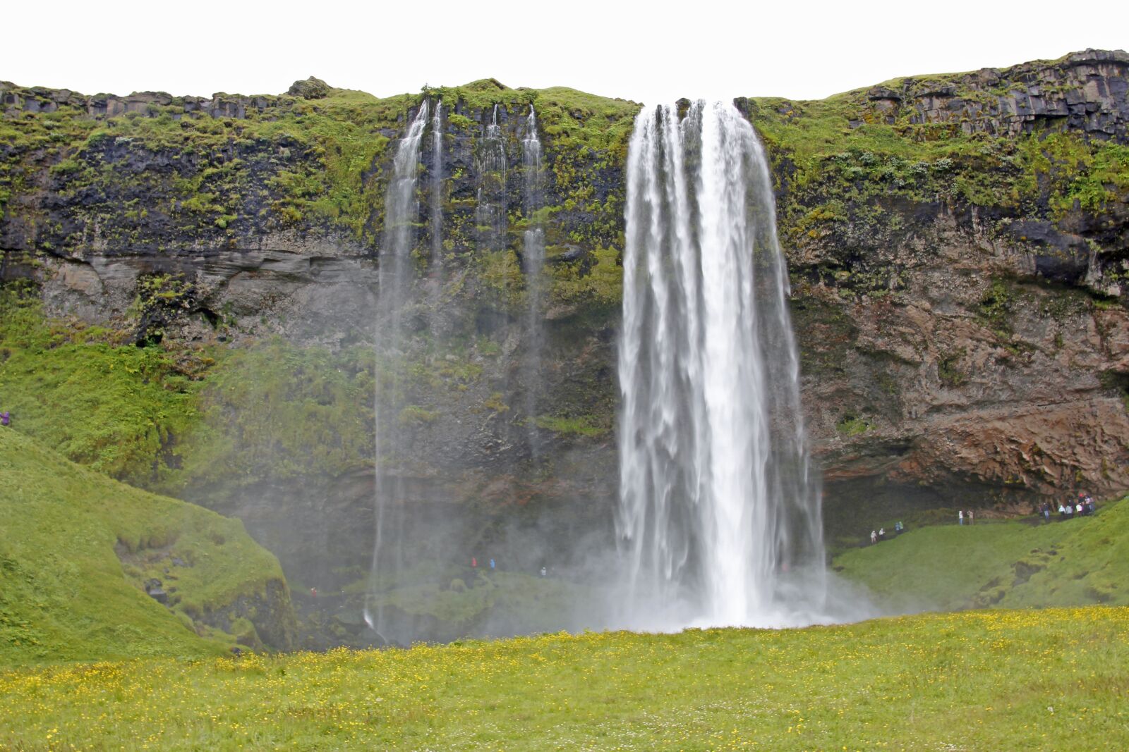 Canon EOS 550D (EOS Rebel T2i / EOS Kiss X4) sample photo. Seljalandsfoss, waterfall, iceland photography
