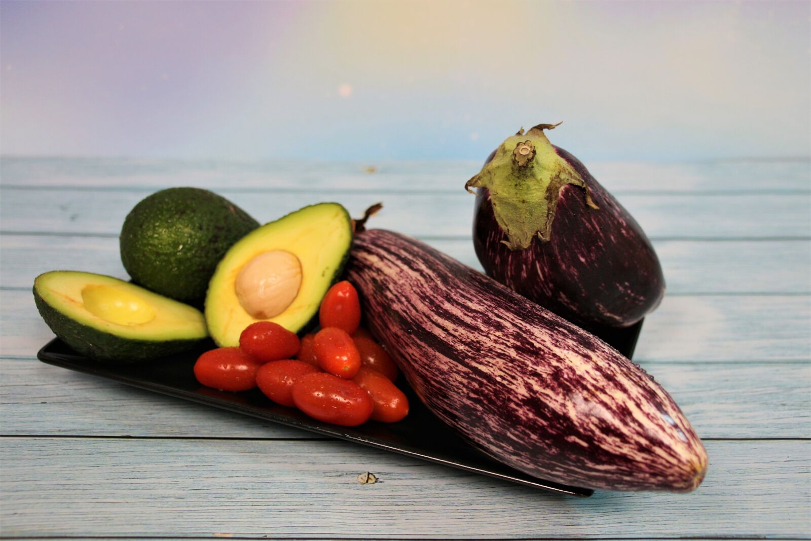 Canon EOS 700D (EOS Rebel T5i / EOS Kiss X7i) sample photo. Eggplant, avocado, tomato photography