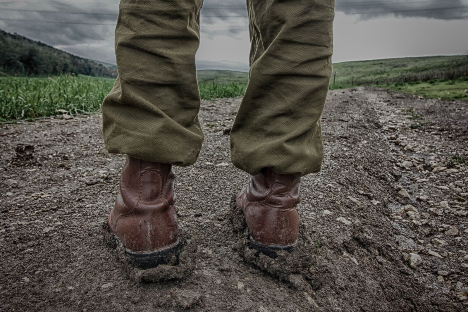 Canon EOS 550D (EOS Rebel T2i / EOS Kiss X4) sample photo. Boots, army, military photography