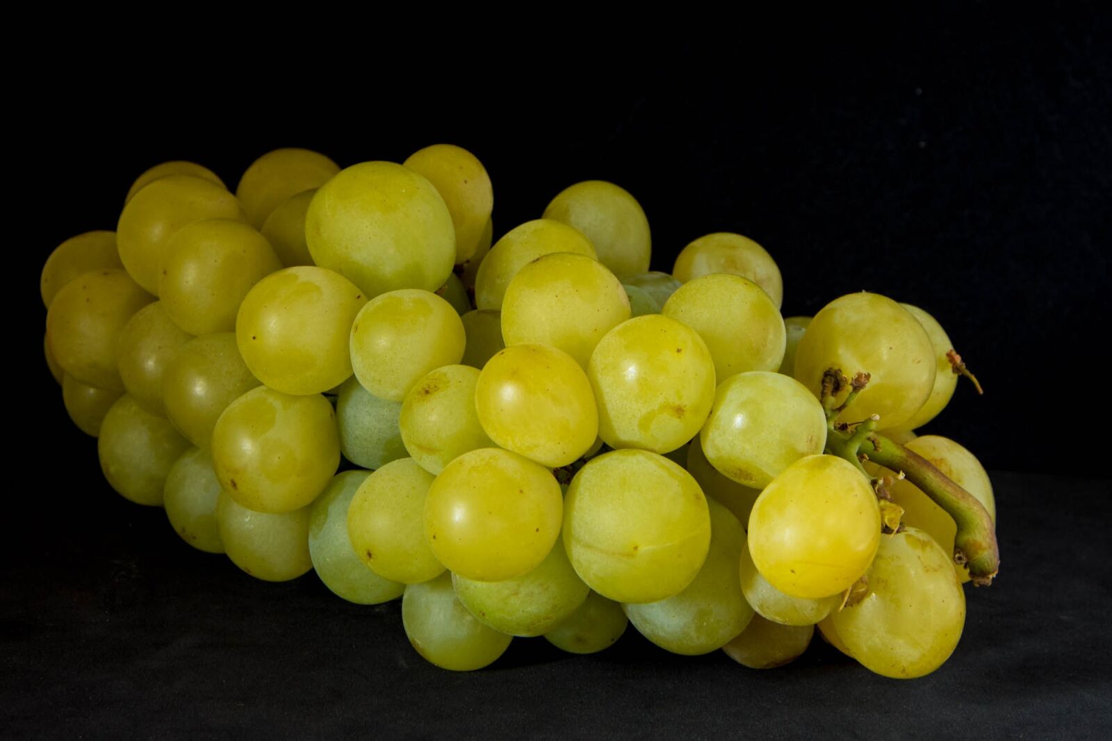Nikon D7200 sample photo. Grape, fruit, vine photography