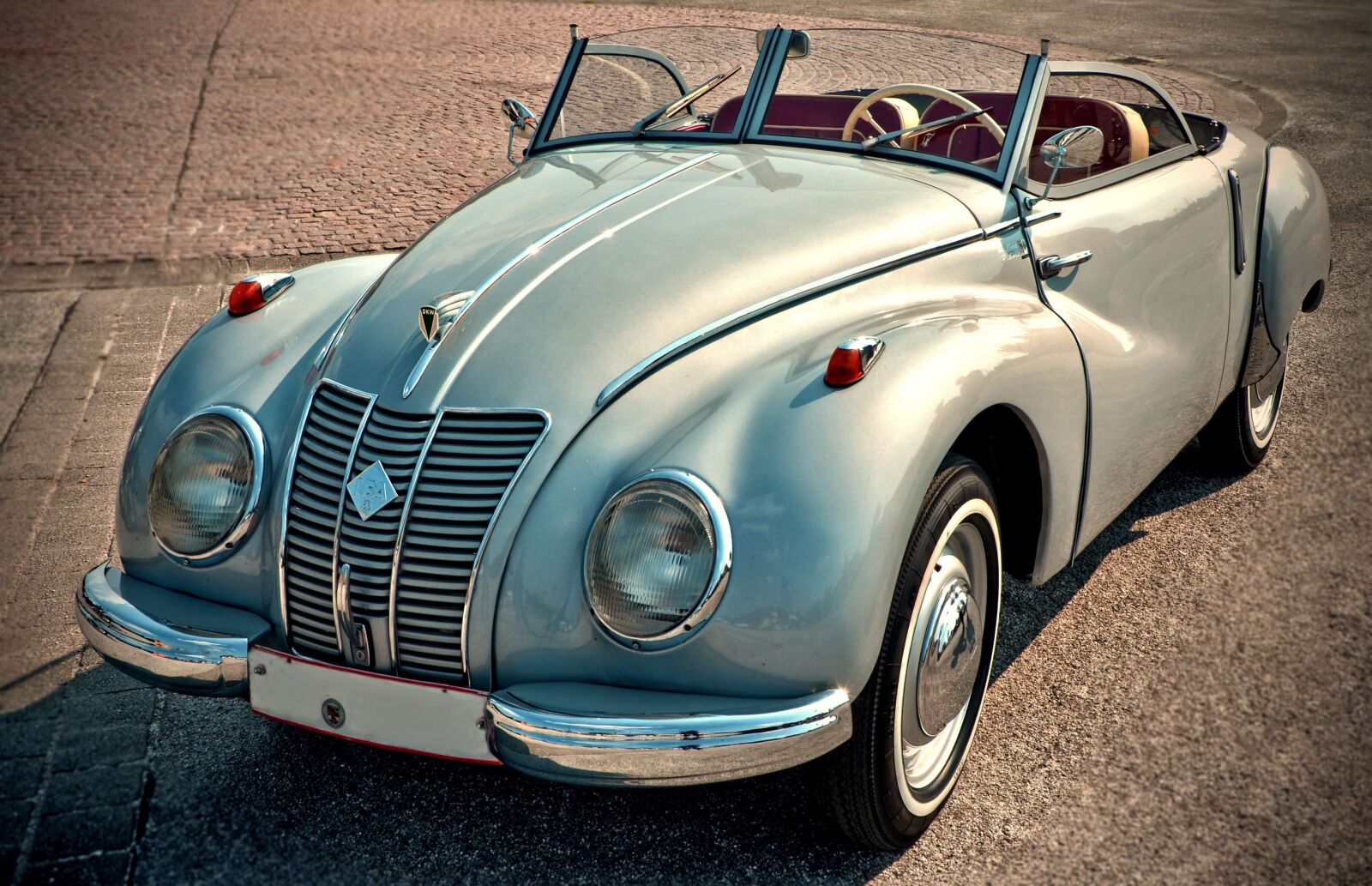 Nikon D5100 sample photo. Ifa, f9, oldtimer photography