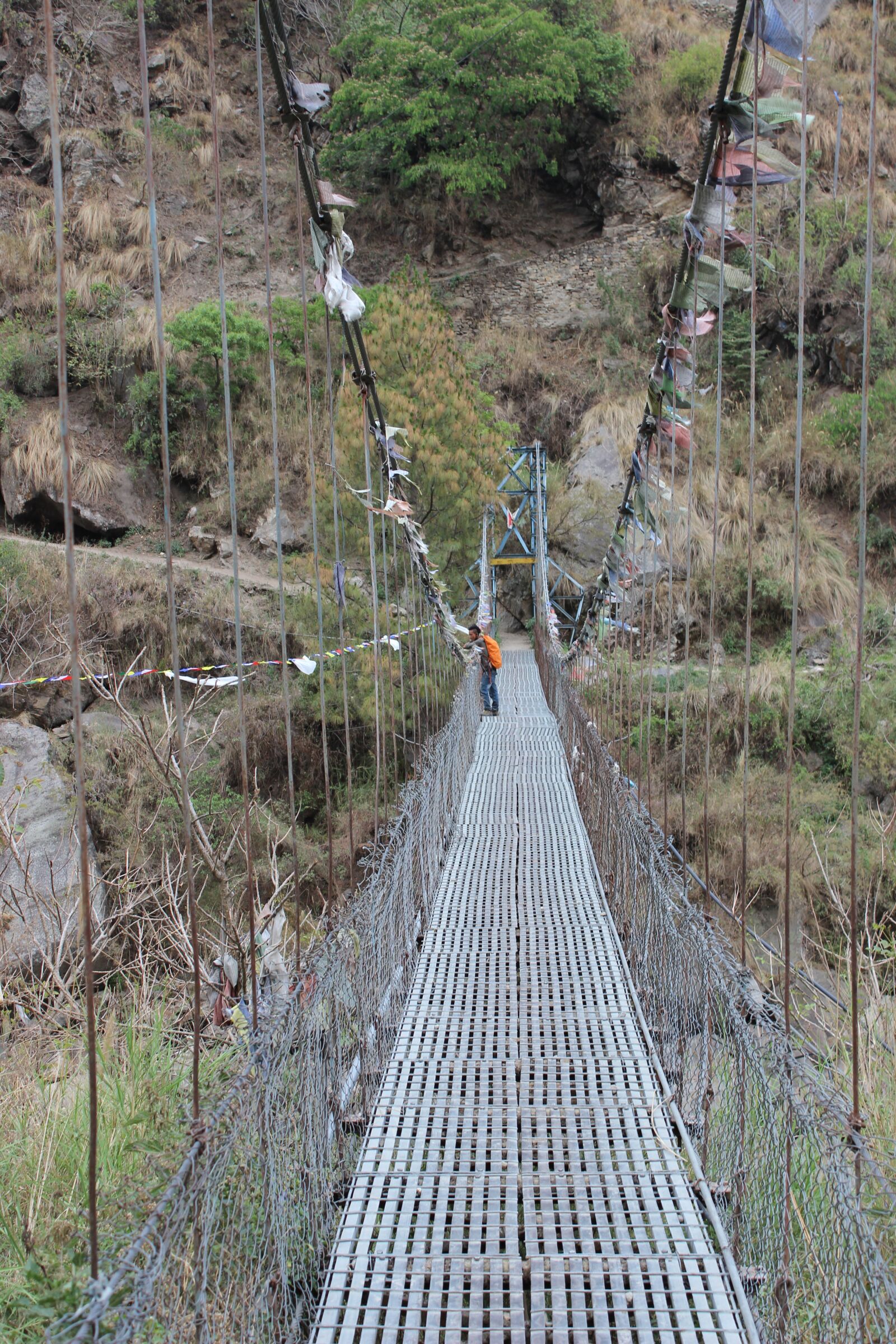 Canon EOS 600D (Rebel EOS T3i / EOS Kiss X5) sample photo. Bridge, foot bridge, outdoors photography
