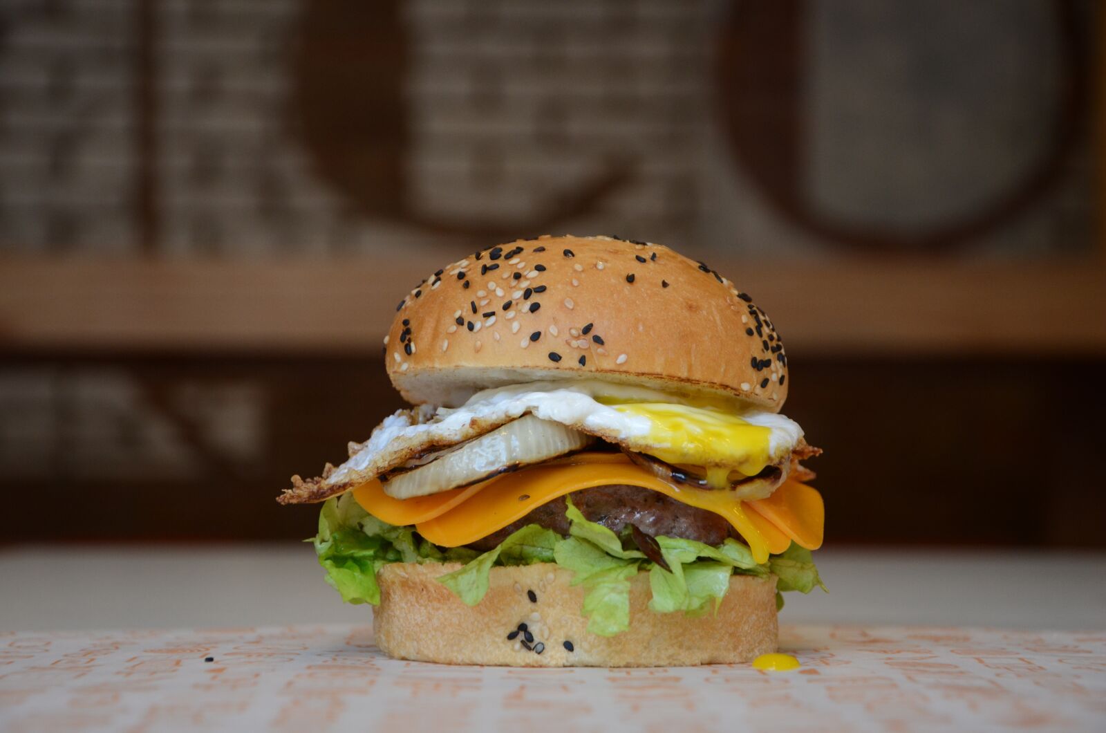 Nikon D7000 sample photo. Hamburger, burger, dinner photography