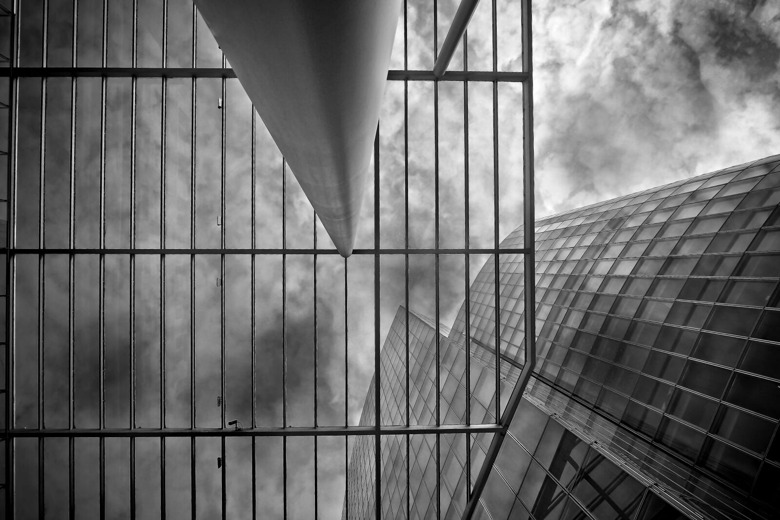 Olympus OM-D E-M10 sample photo. Architecture, glass, window photography