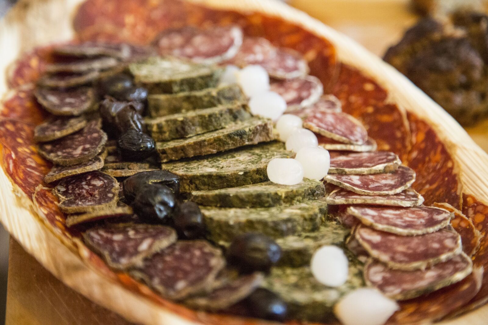 Canon EF 24-105mm F4L IS USM sample photo. Delicatessen, sausage, power photography