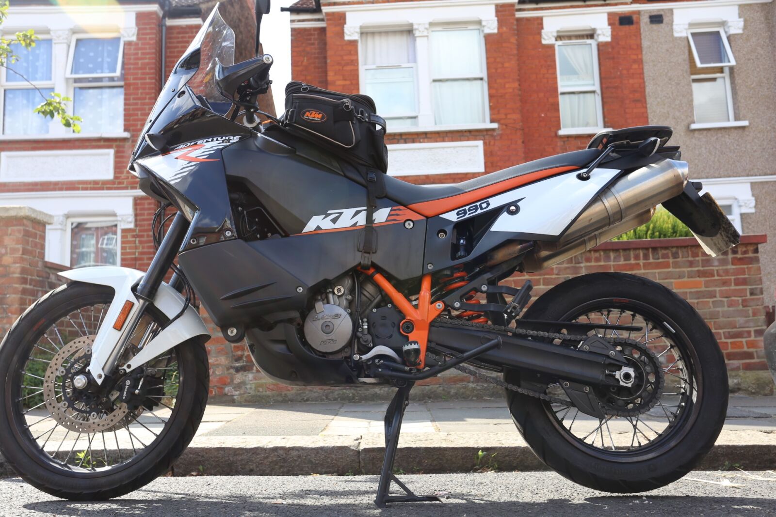 Canon EOS 6D + Canon EF 17-40mm F4L USM sample photo. Motorcycle, ktm, 990 adventure r photography