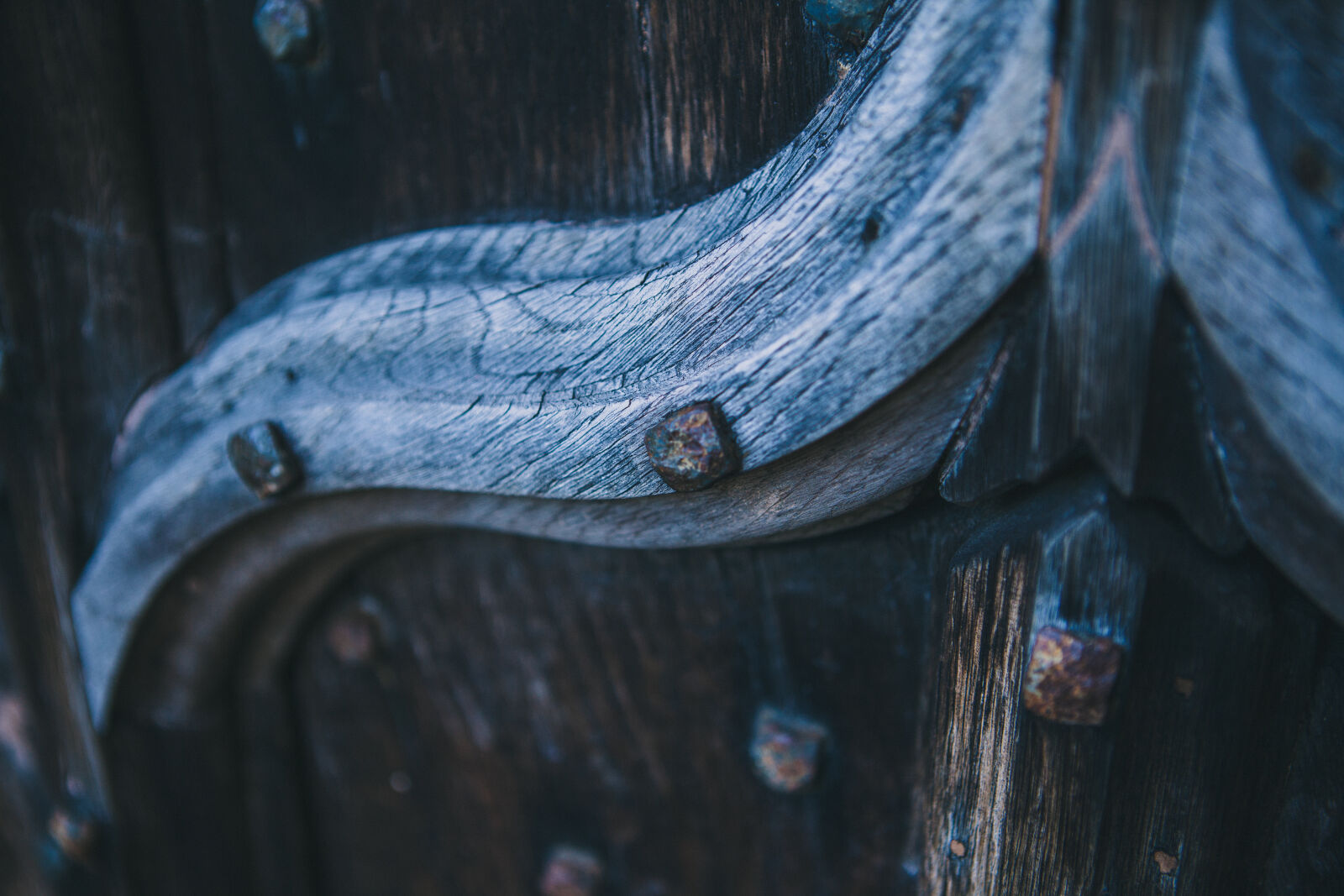 Canon EF 24-70mm F2.8L USM sample photo. Door, wooden, old photography