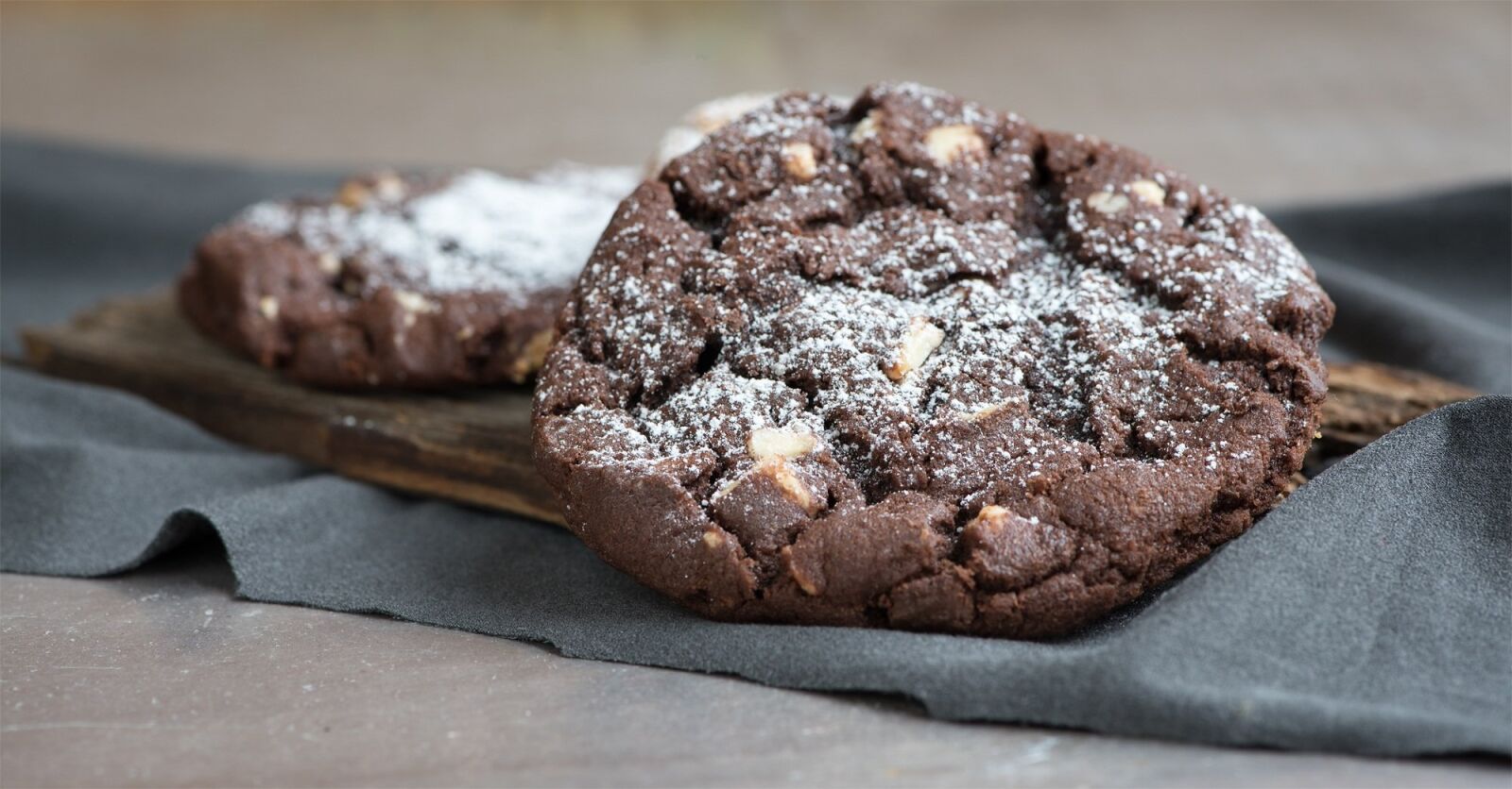 Nikon D750 sample photo. Cookies, chocolate cookies, dark photography