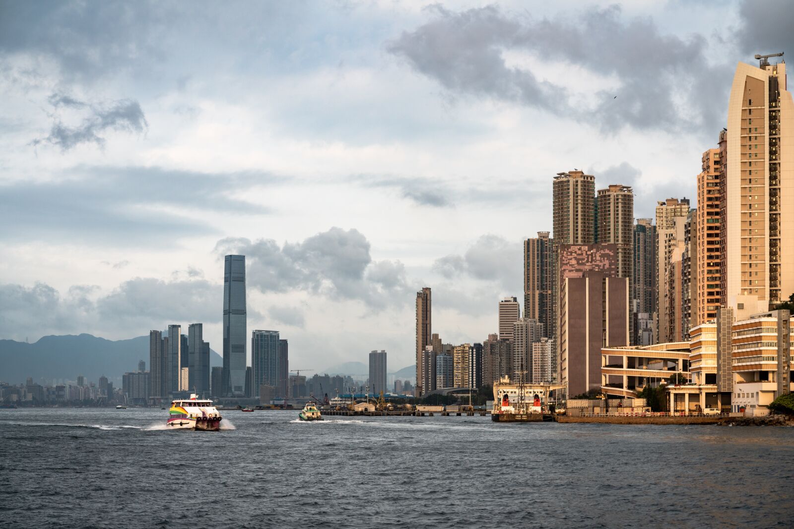 Tamron 28-75mm F2.8 Di III RXD sample photo. Hong kong, city, water photography