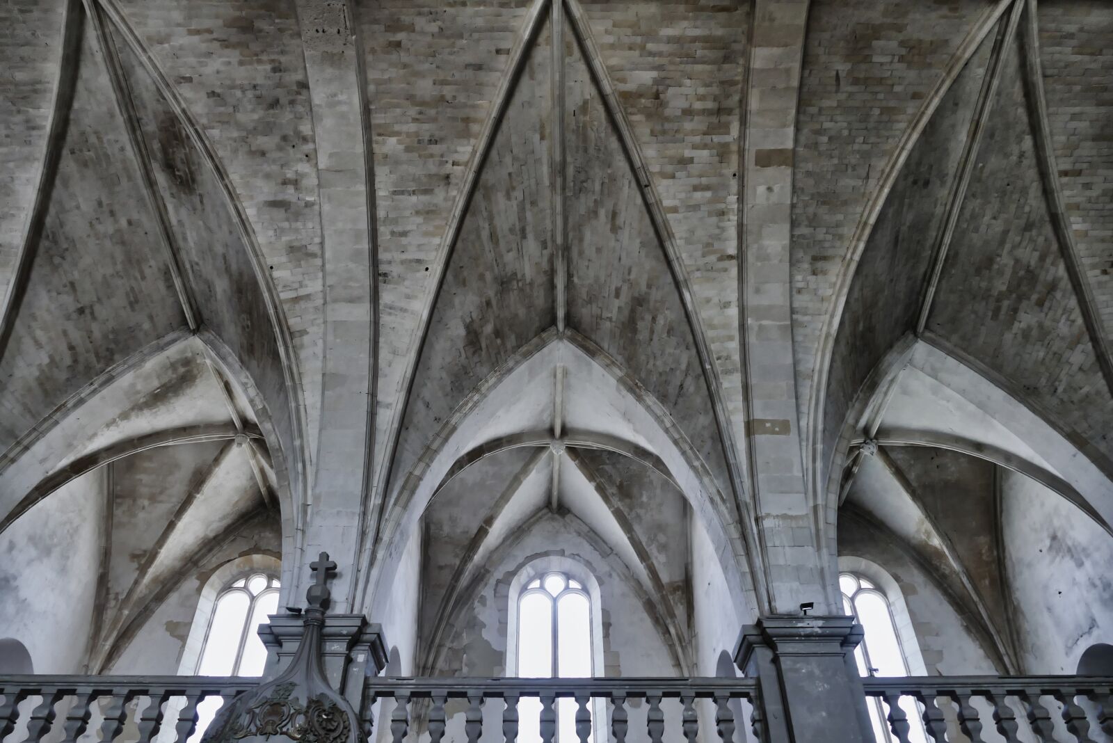 Panasonic Lumix DMC-FZ1000 sample photo. Church, vault, architecture photography