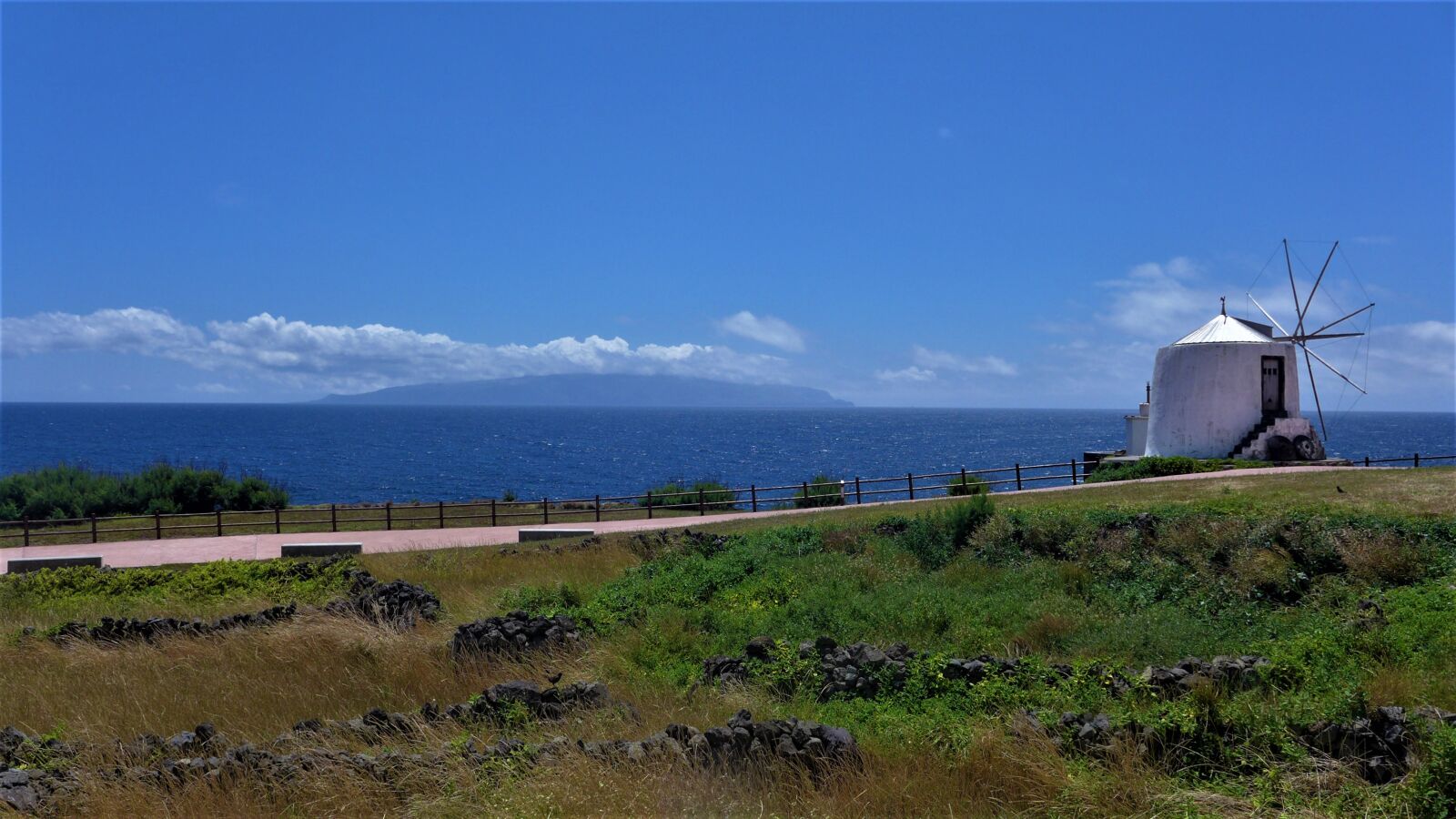 Leica D-Lux 6 sample photo. Azores, island, landscape photography