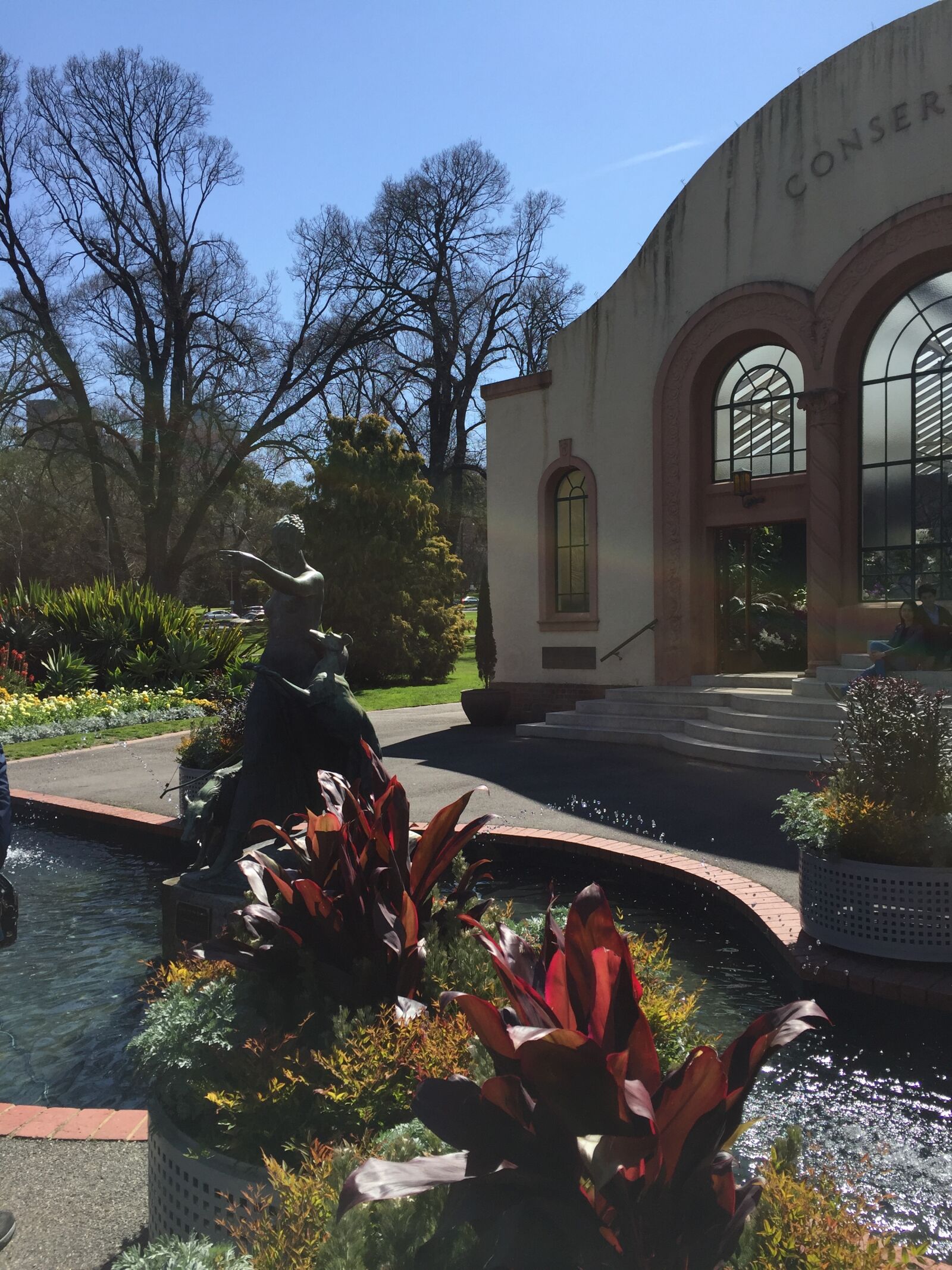 iPhone 6 back camera 4.15mm f/2.2 sample photo. Melbourne, gardens, and, architecture photography