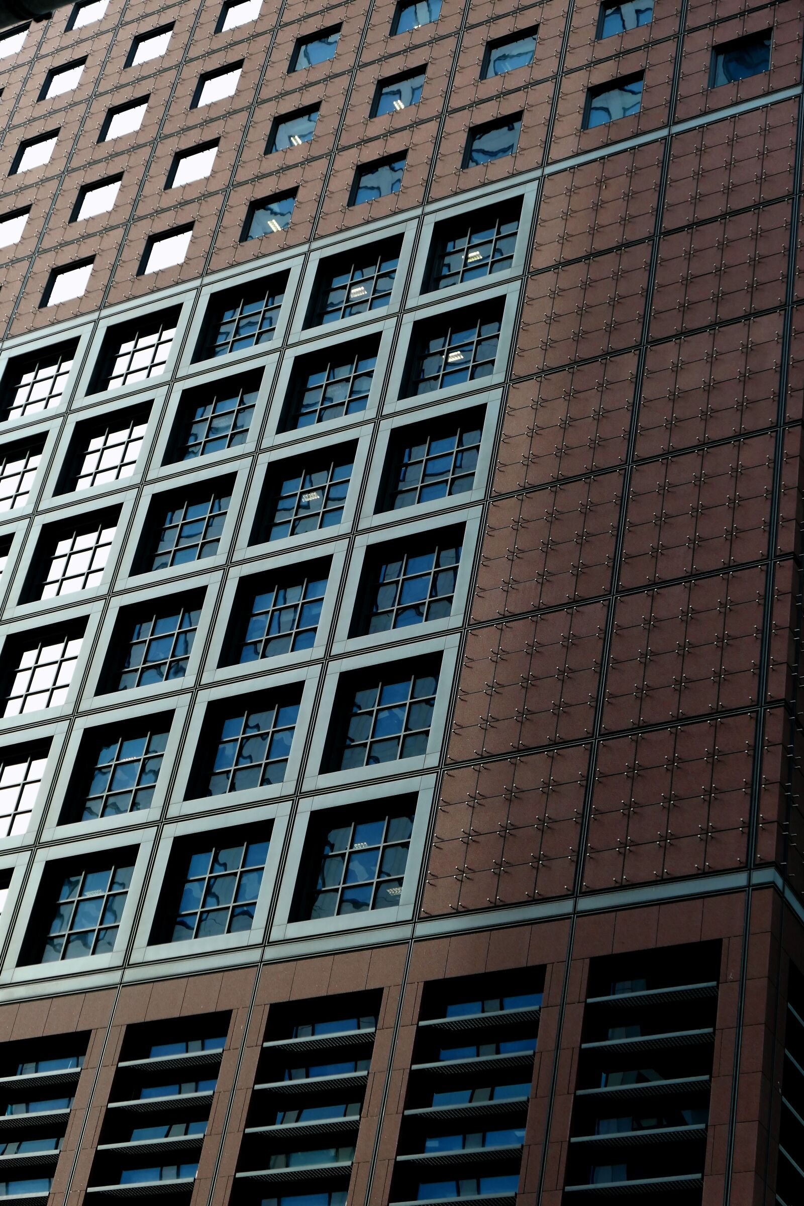 Panasonic Lumix DMC-LX10 (Lumix DMC-LX15) sample photo. Facade, house, architecture photography