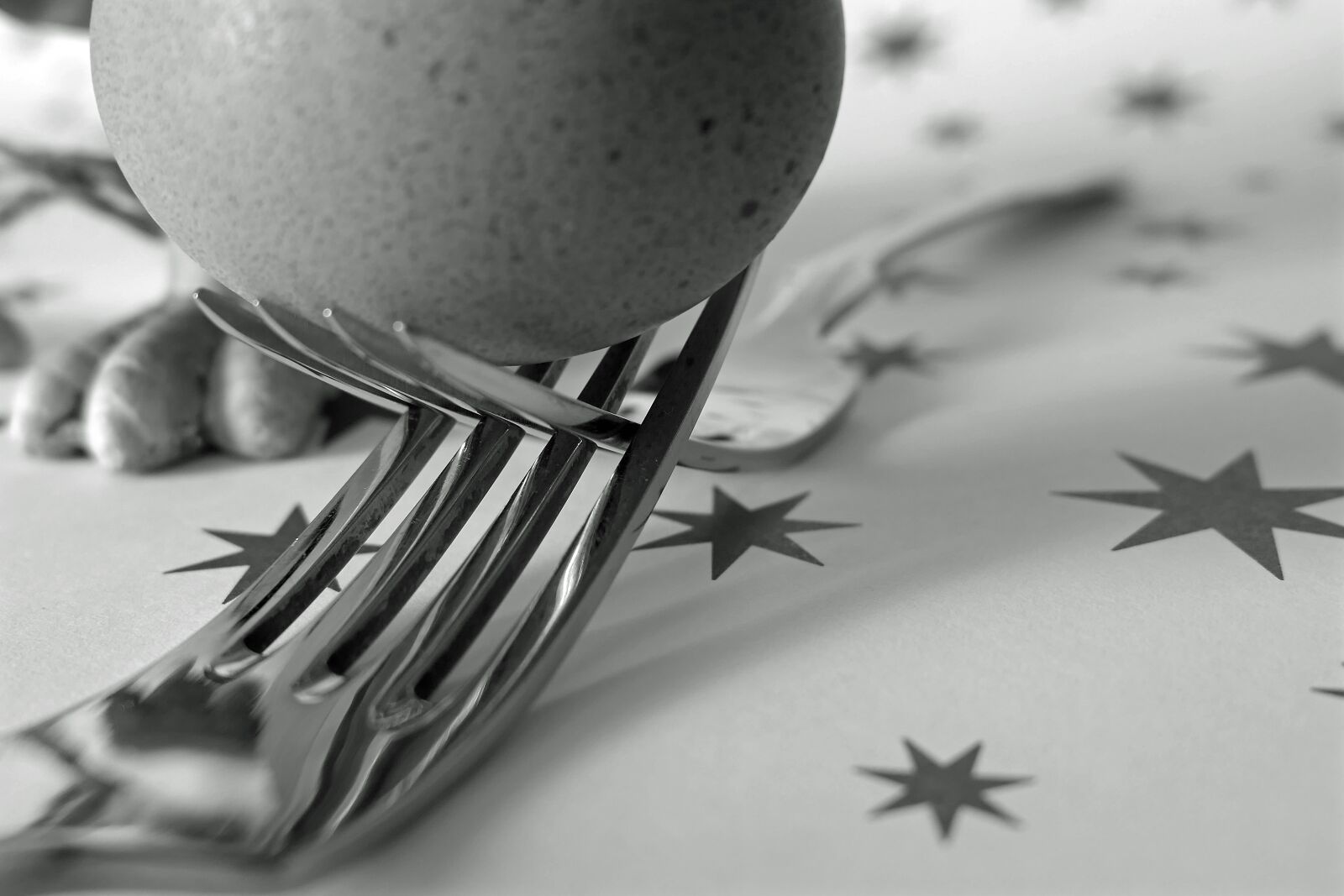 Panasonic Lumix DMC-LX10 (Lumix DMC-LX15) sample photo. Fork, egg, cutlery photography