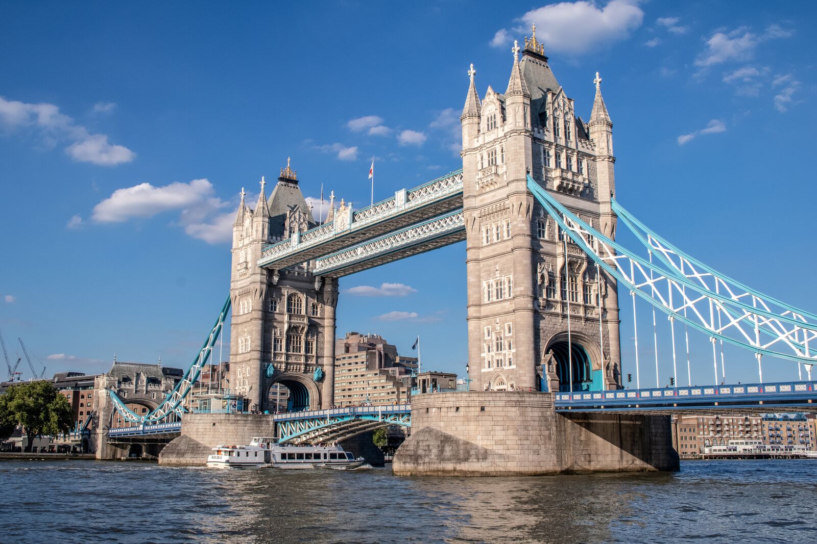 Canon EOS 750D (EOS Rebel T6i / EOS Kiss X8i) sample photo. London, tower bridge, bridge photography