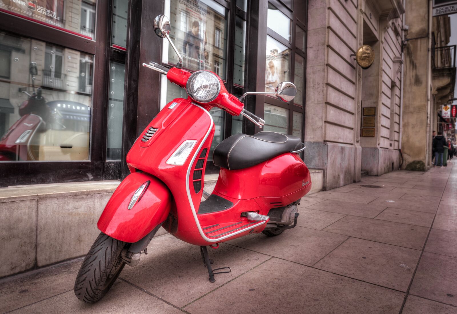 Nikon D610 sample photo. Red, scooter, parked photography