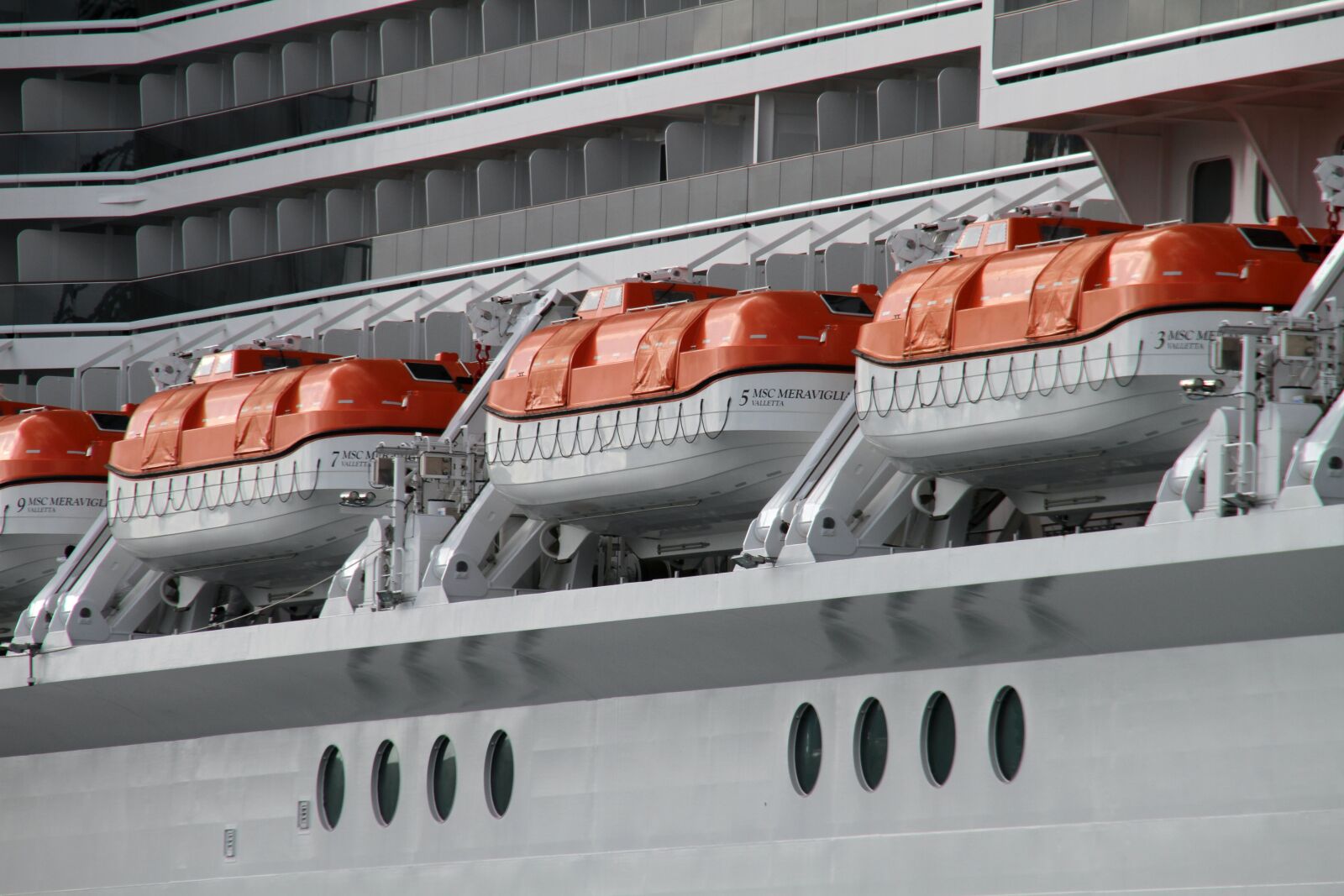Canon EOS 7D sample photo. Tenders, transportation system, boats photography