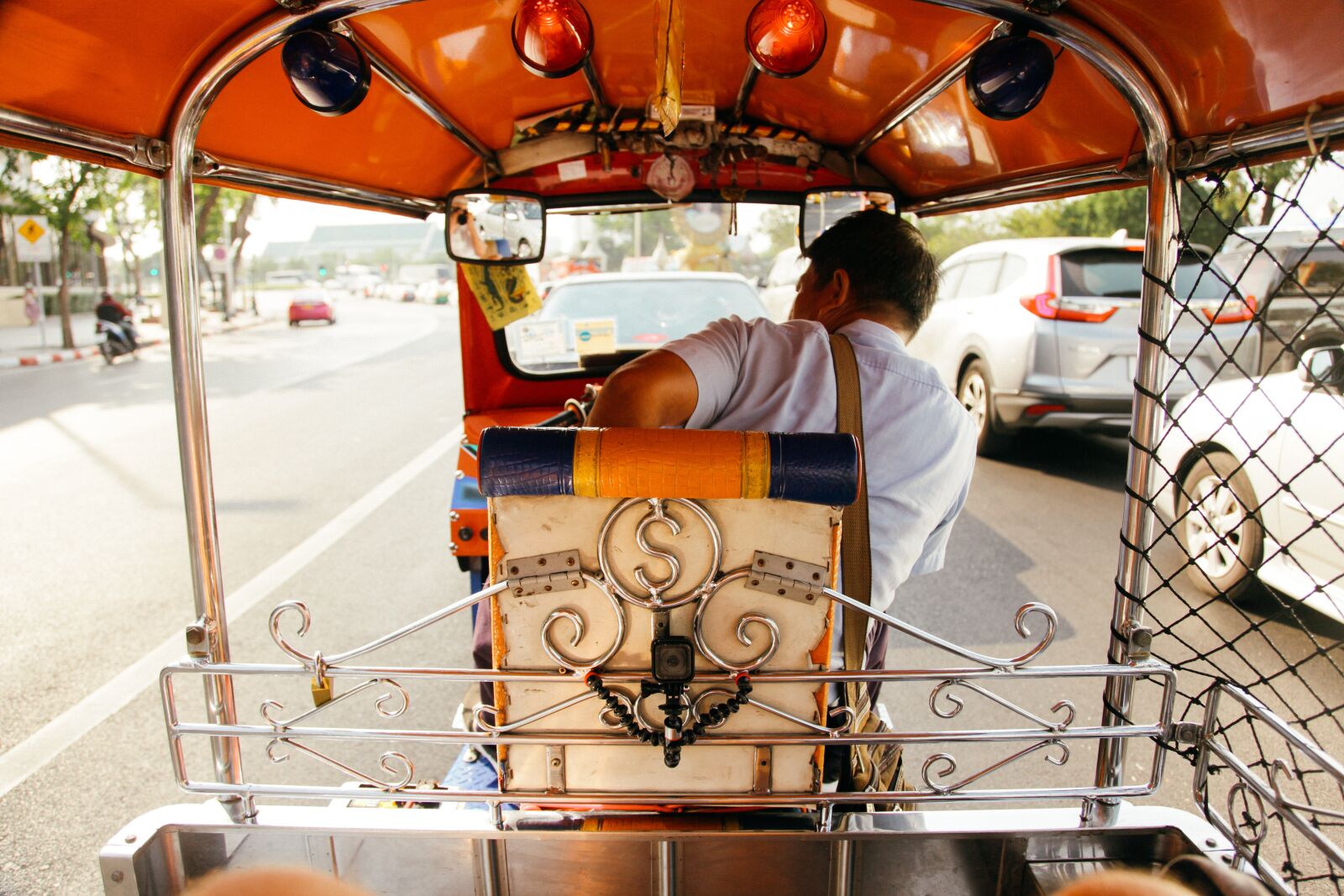 Canon EOS 5D Mark II sample photo. Tuktuk, grab, uber photography