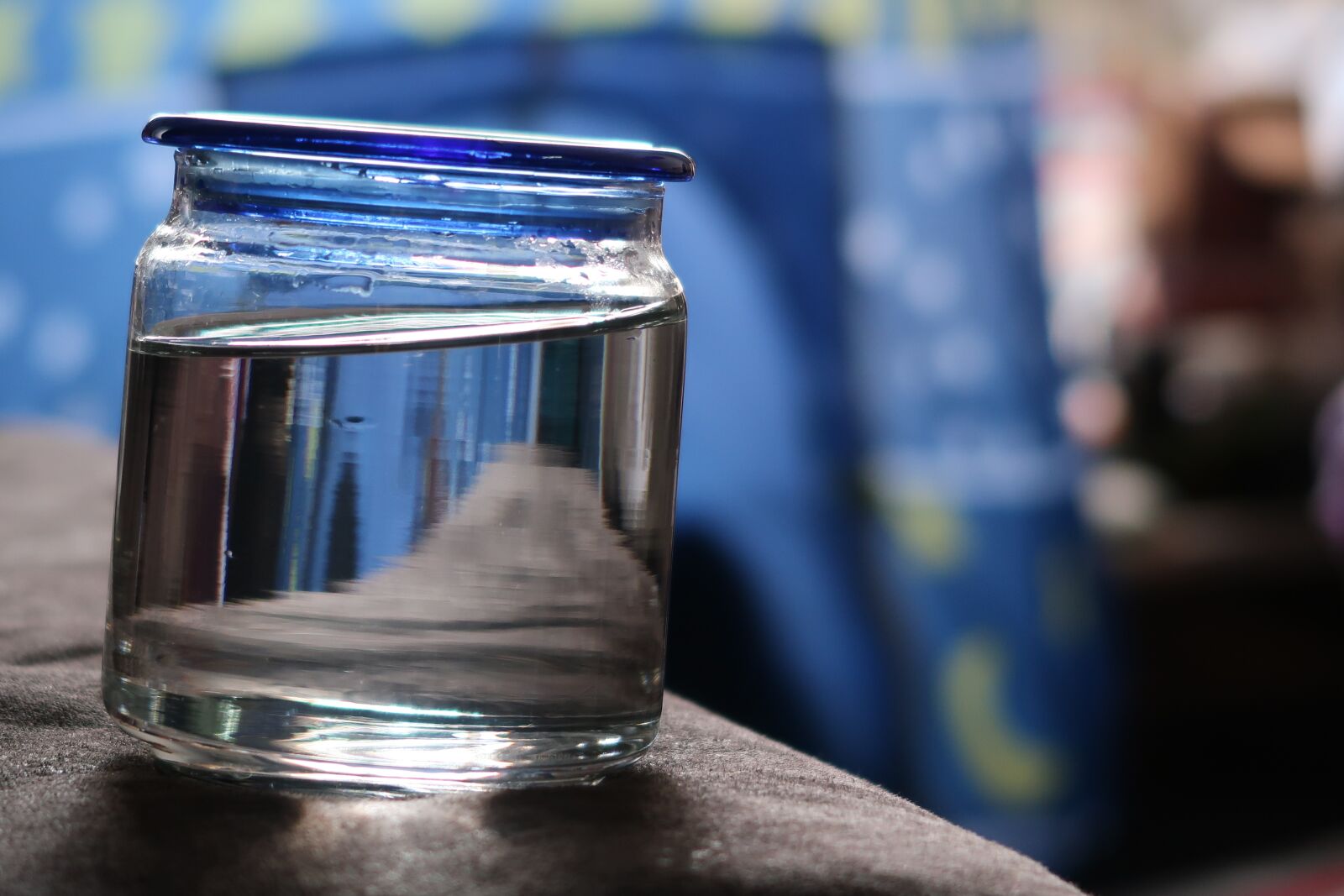 Canon PowerShot G7 X Mark II sample photo. Jar, water, blue photography