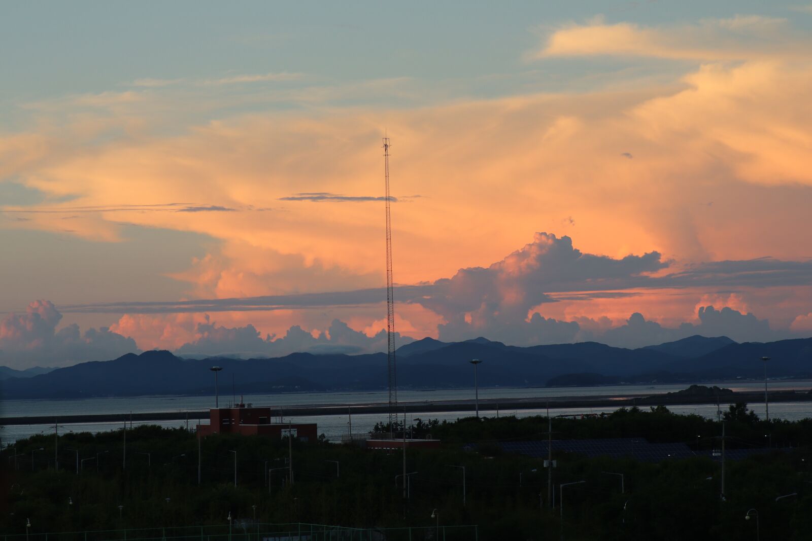 Canon EOS M50 (EOS Kiss M) sample photo. Sky, afternoon, sunset photography