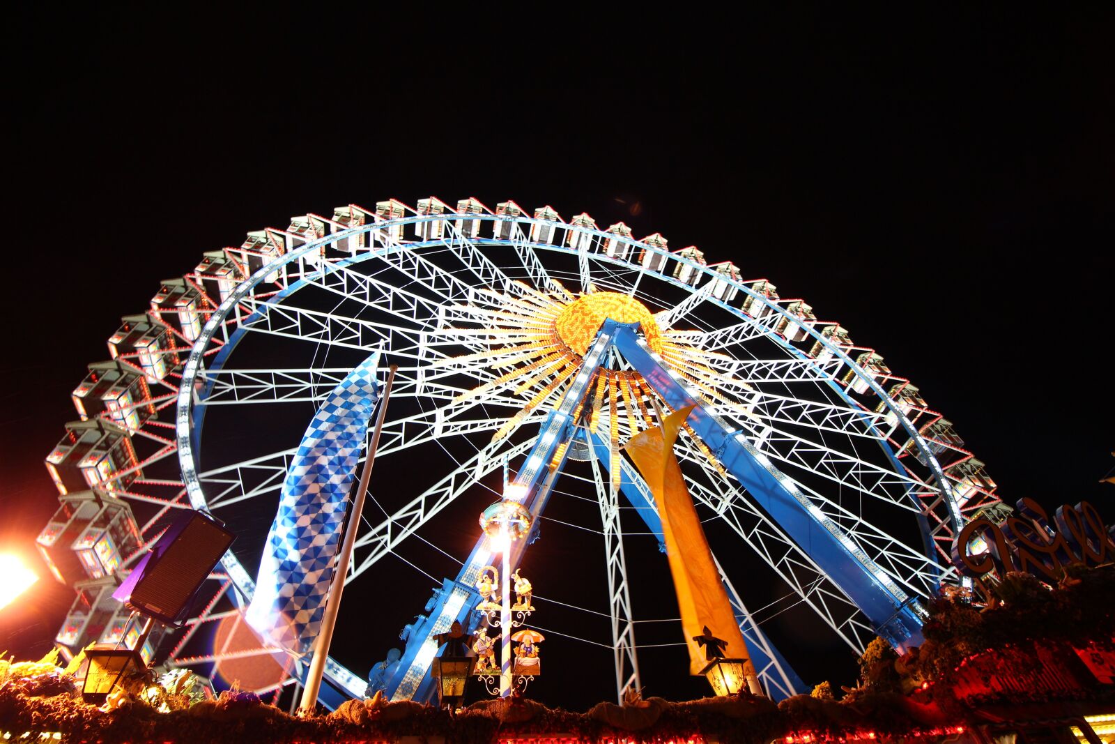 Canon EOS 700D (EOS Rebel T5i / EOS Kiss X7i) sample photo. Oktoberfest, ferris wheel, night photography