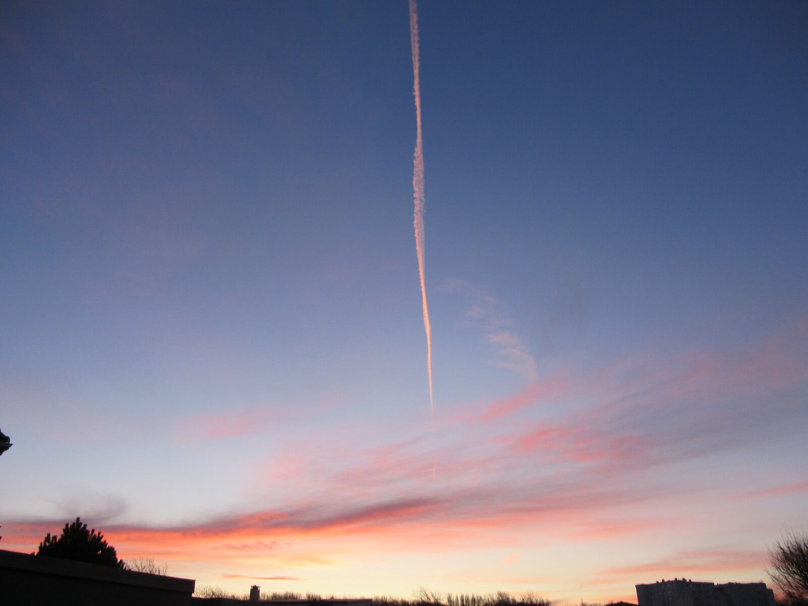 Canon PowerShot SX620 HS sample photo. Sky, colors, blue photography