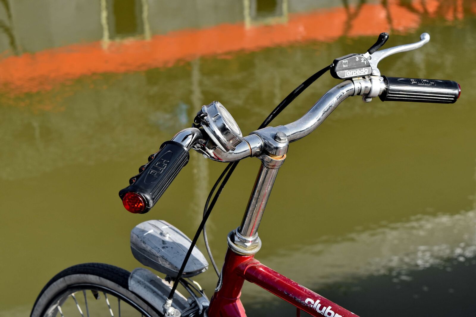 Nikon D5500 sample photo. Chrome, coast, metallic, nostalgia photography