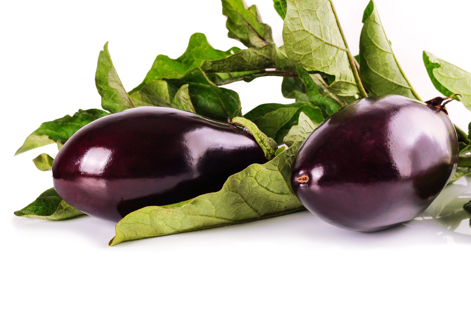 Nikon D5000 sample photo. Eggplant, vegetables, vegetarian photography