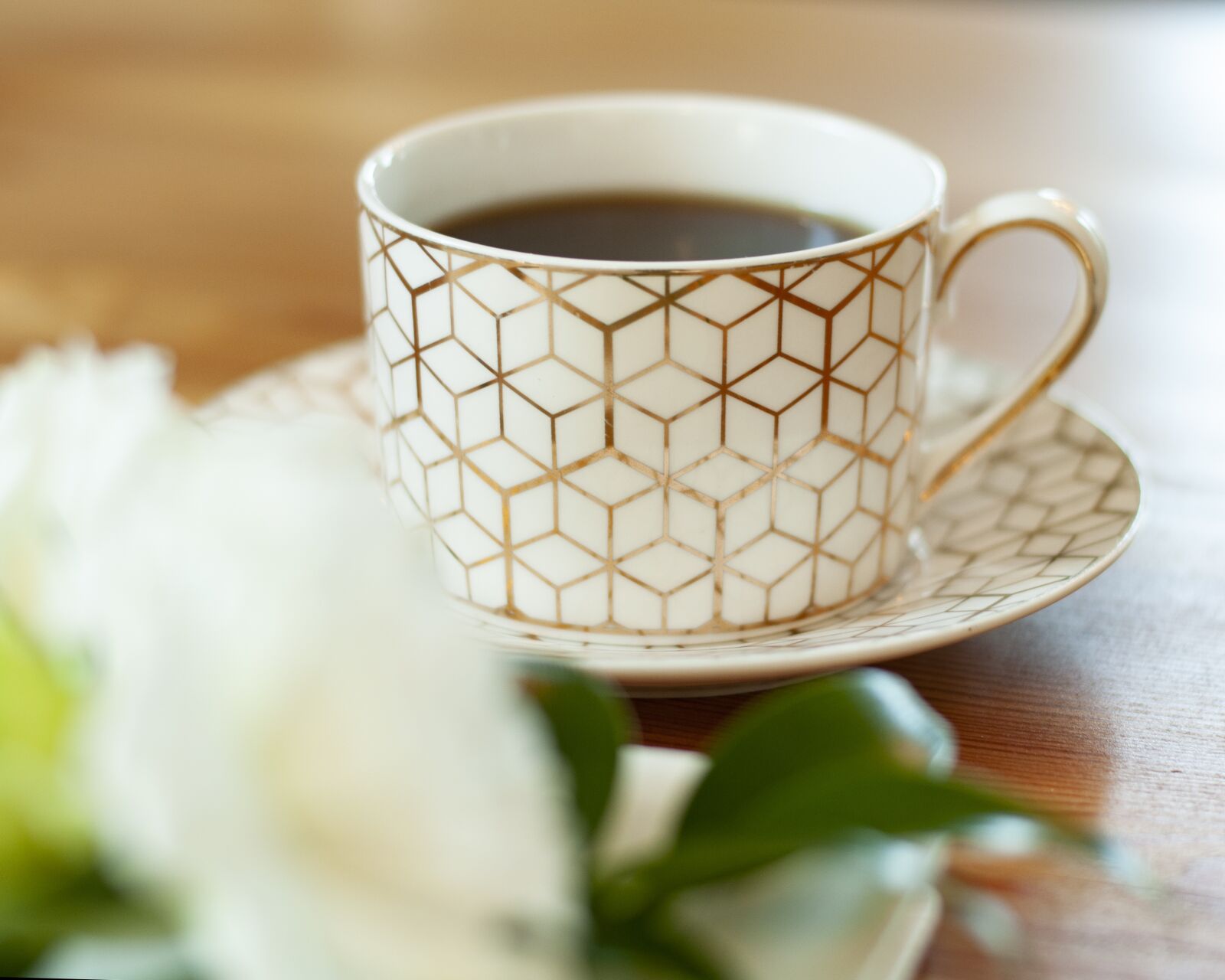 Nikon D5000 sample photo. Coffee, floral, brunch photography