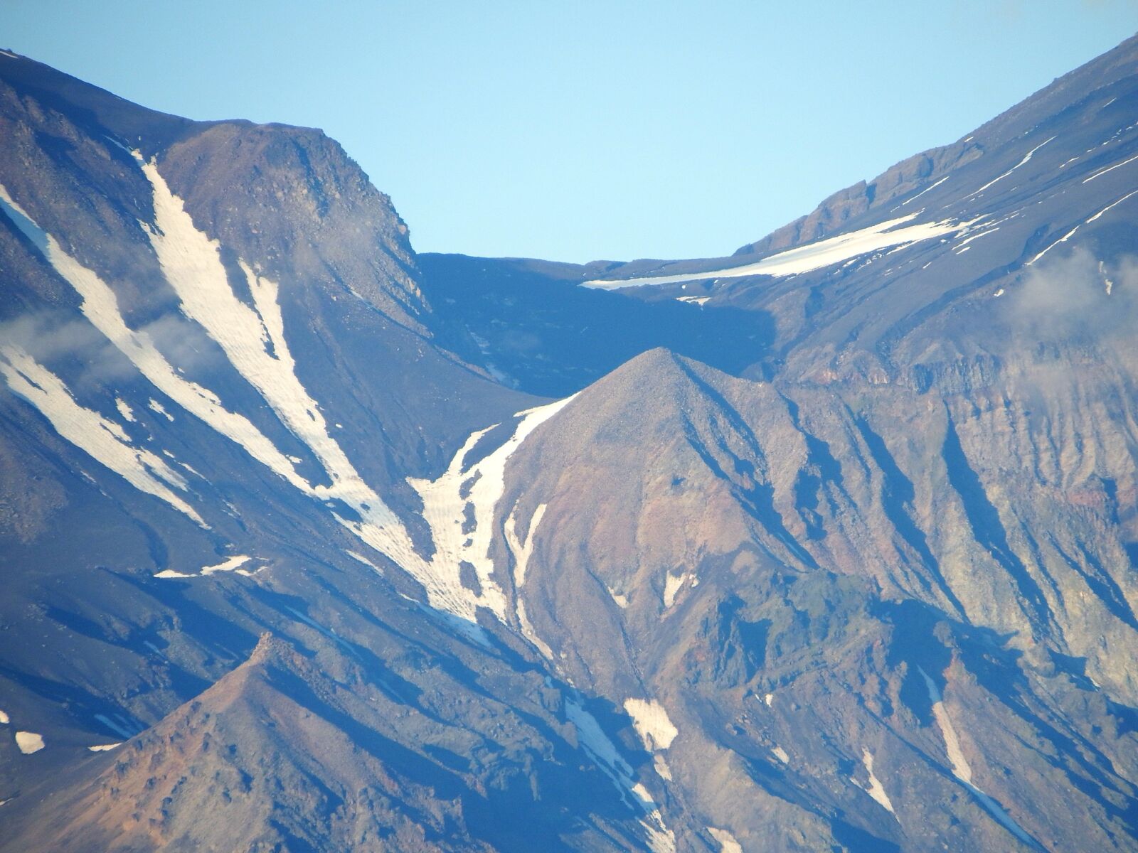 Fujifilm FinePix S1 sample photo. Mountains, volcano, rocks photography