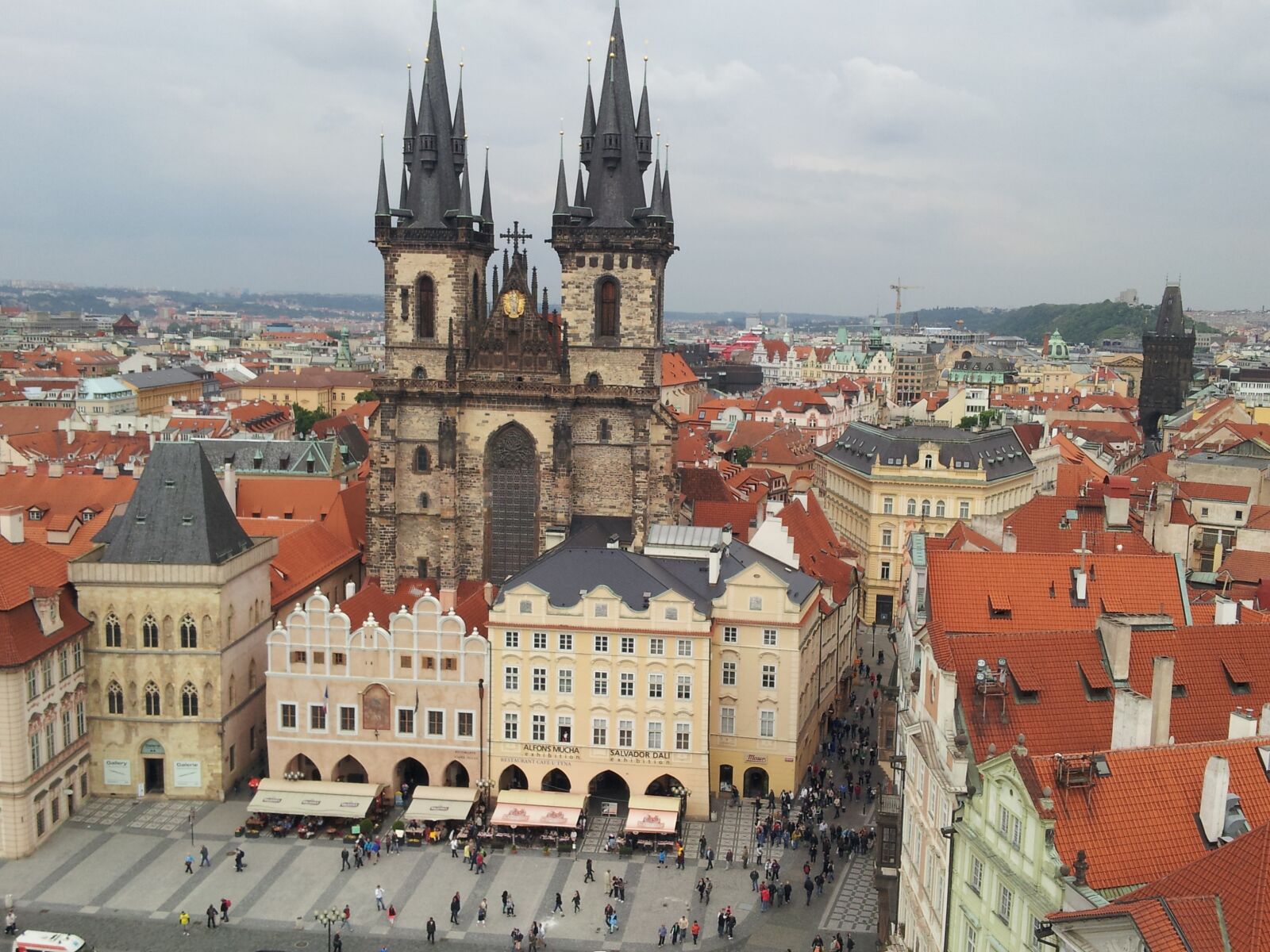 Samsung Galaxy S2 sample photo. Prague, tyn, church photography