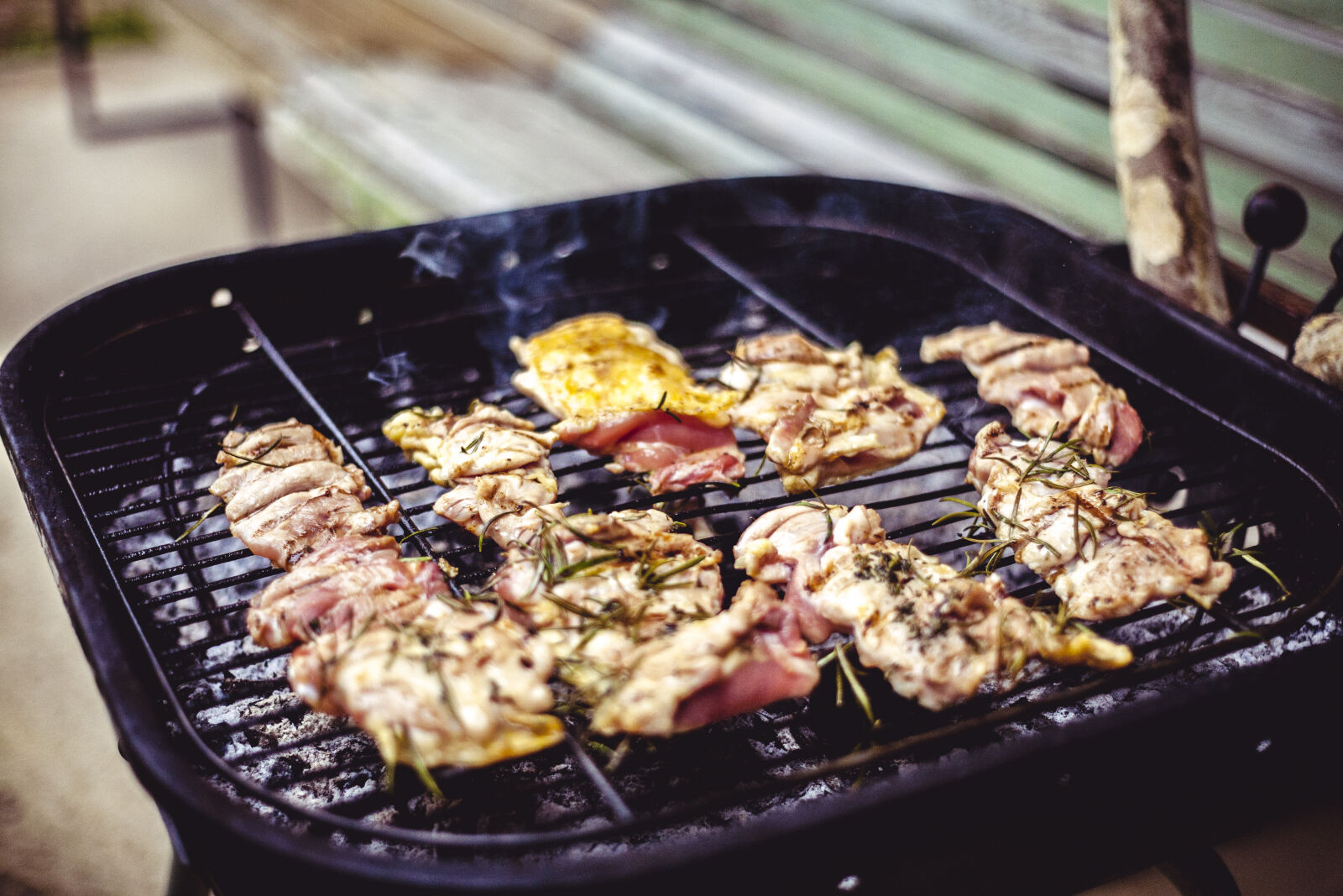 Canon EOS 5D sample photo. Barbecue, cook, out, food photography