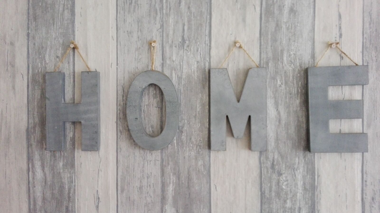 HUAWEI P8 Lite sample photo. Grey, letter, wall photography