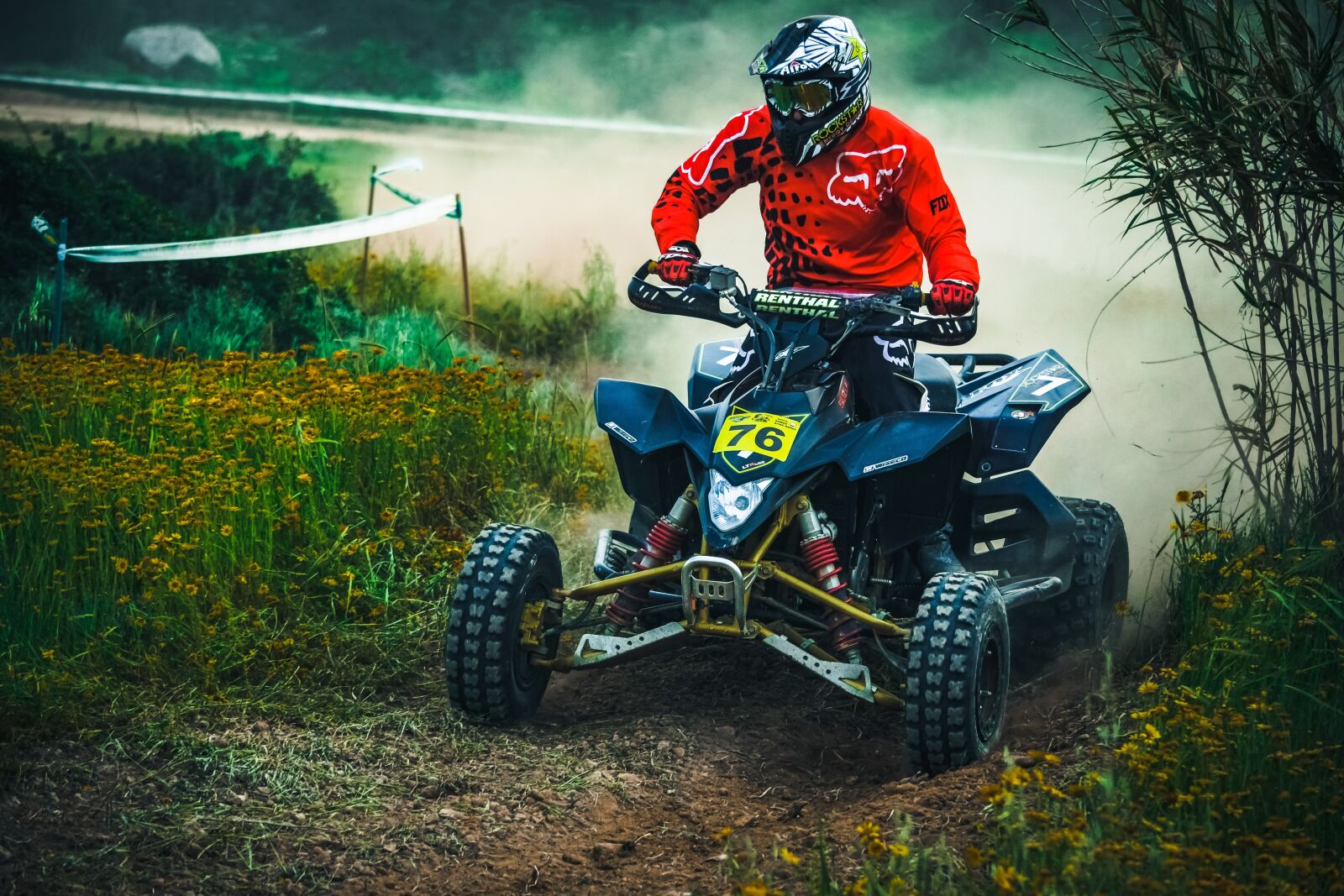 Nikon D3300 sample photo. Soil, vehicle, competition photography