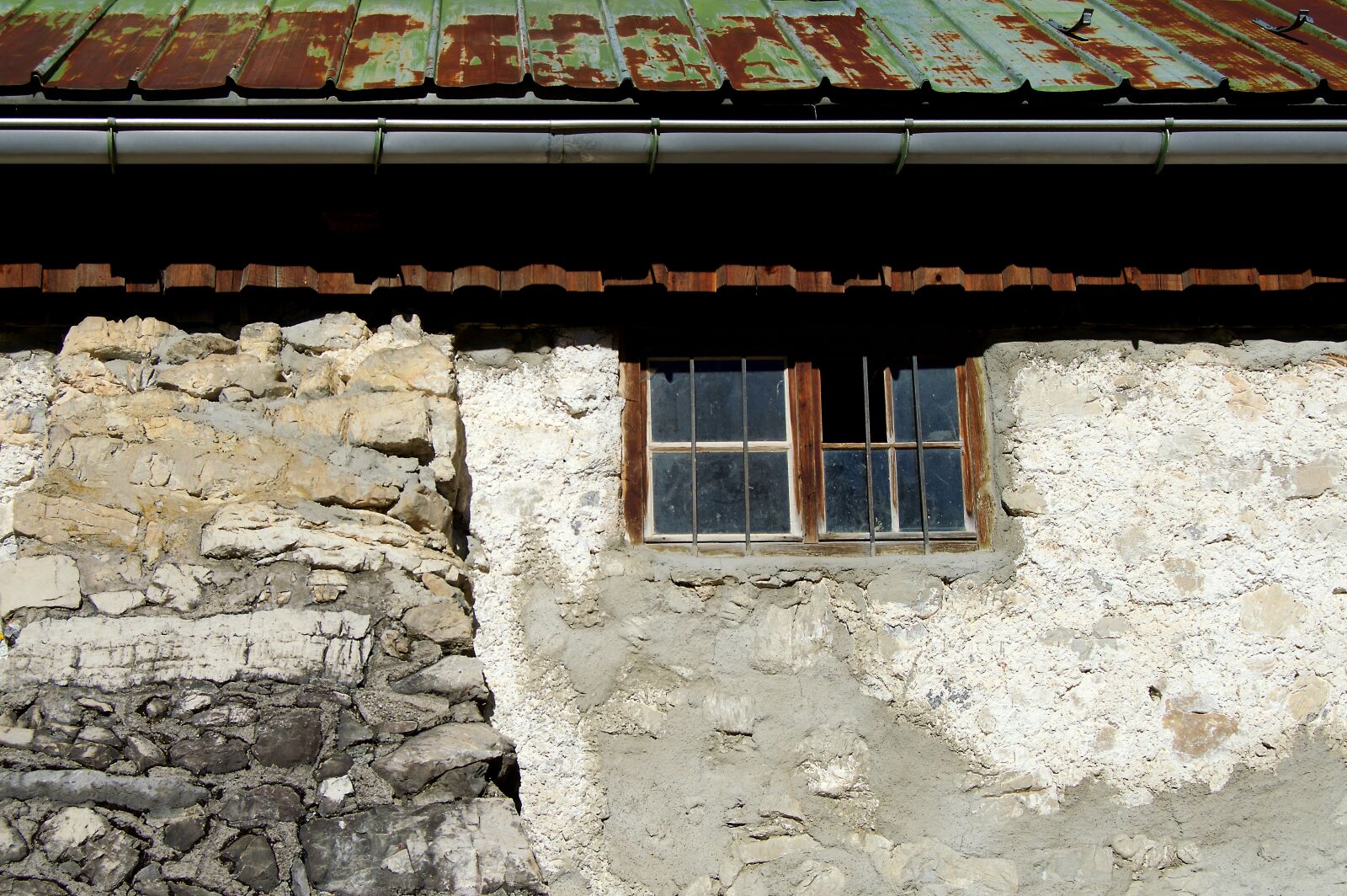 Nikon D3200 sample photo. Mountain hut, alm, hike photography
