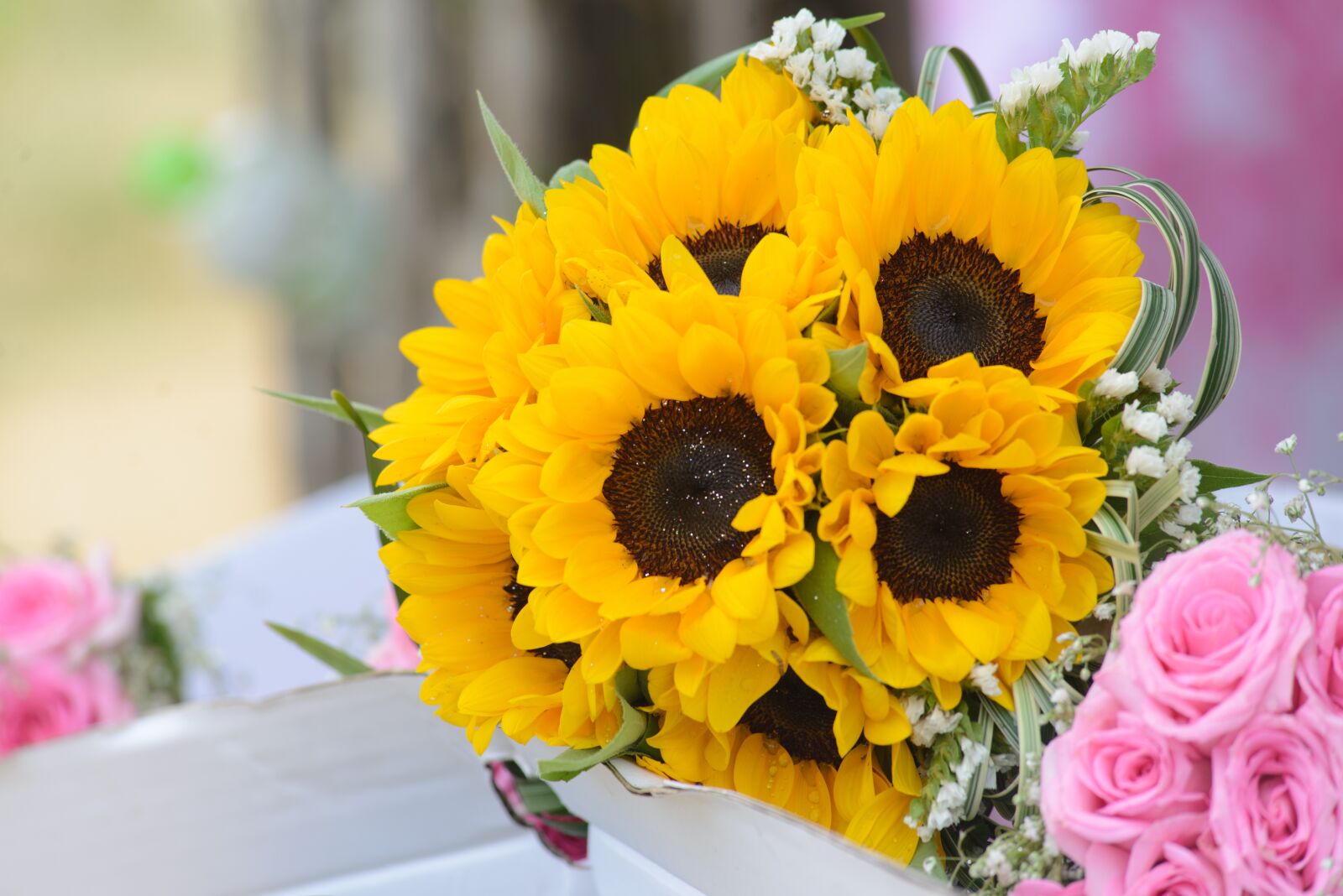 Nikon D600 sample photo. Wedding flowers, sunflowers, flower photography