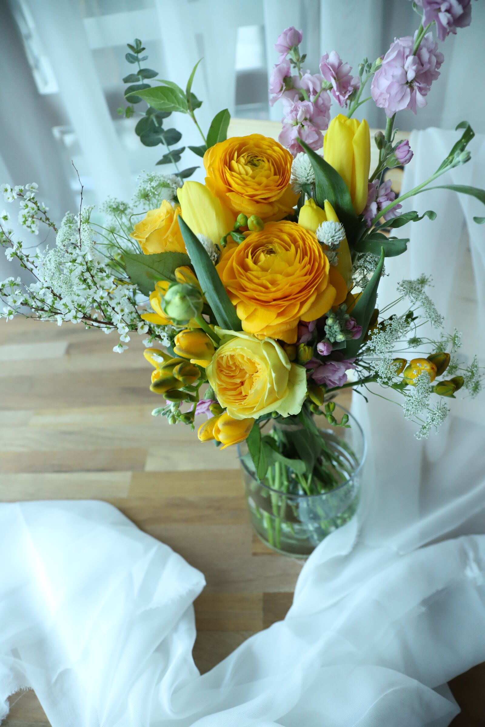 Canon EF 24-70mm F4L IS USM sample photo. Flowers, bouquet de fleurs photography