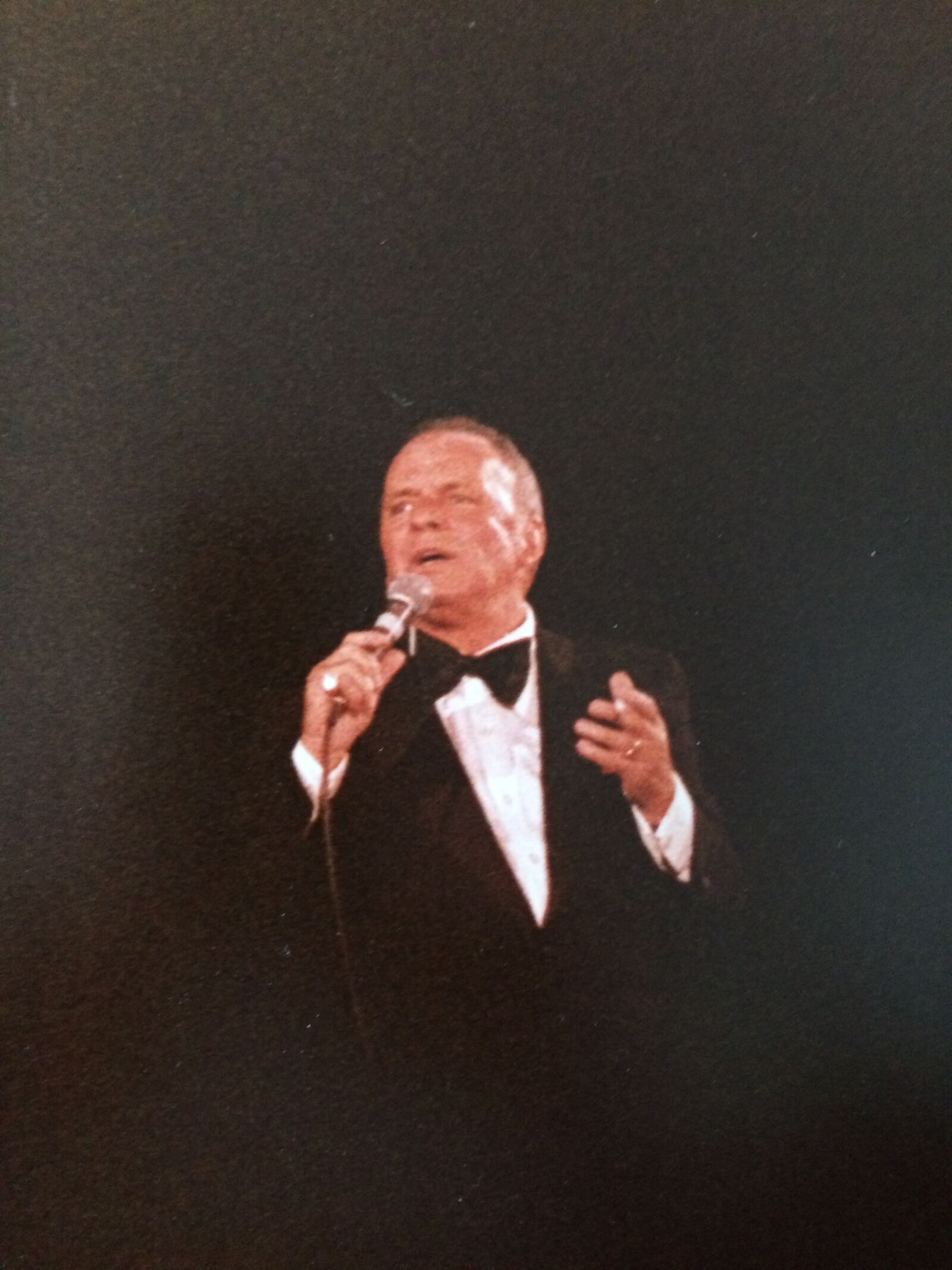 iPhone 5s back camera 4.15mm f/2.2 sample photo. Sinatra, singer, jazz photography