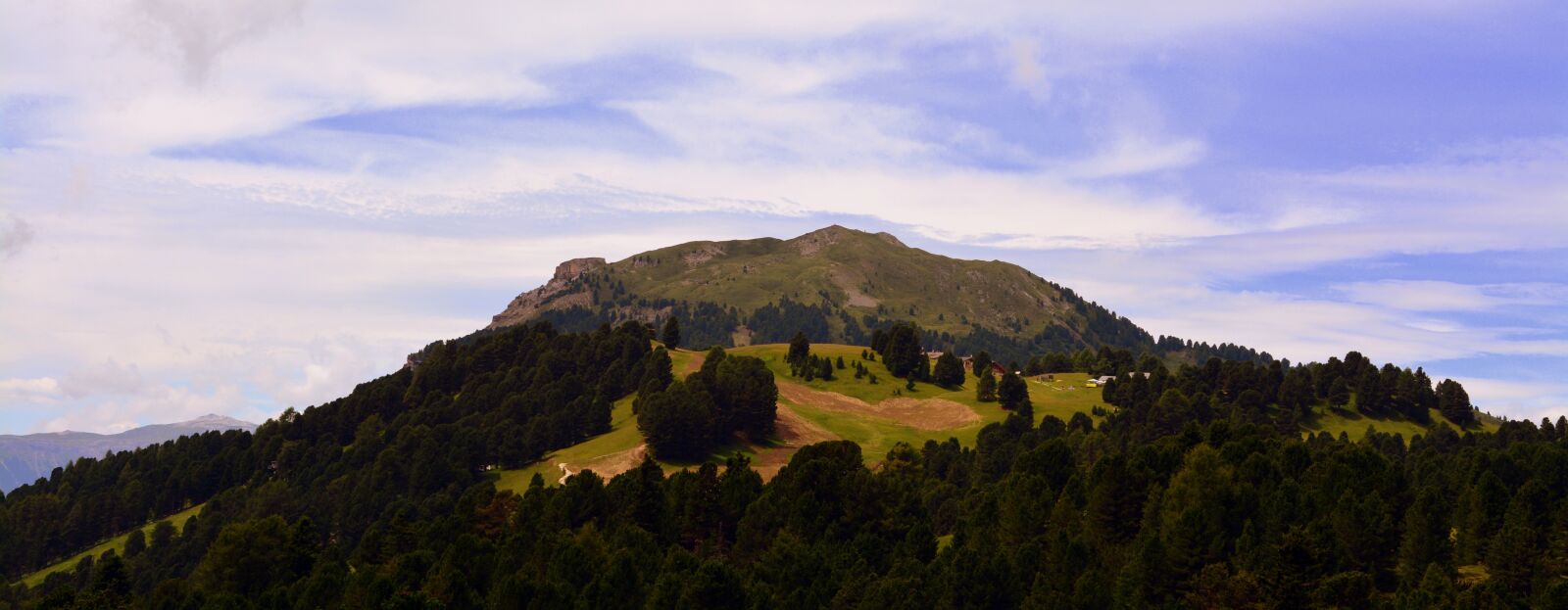Nikon D7100 sample photo. Mountain, colle, prato photography